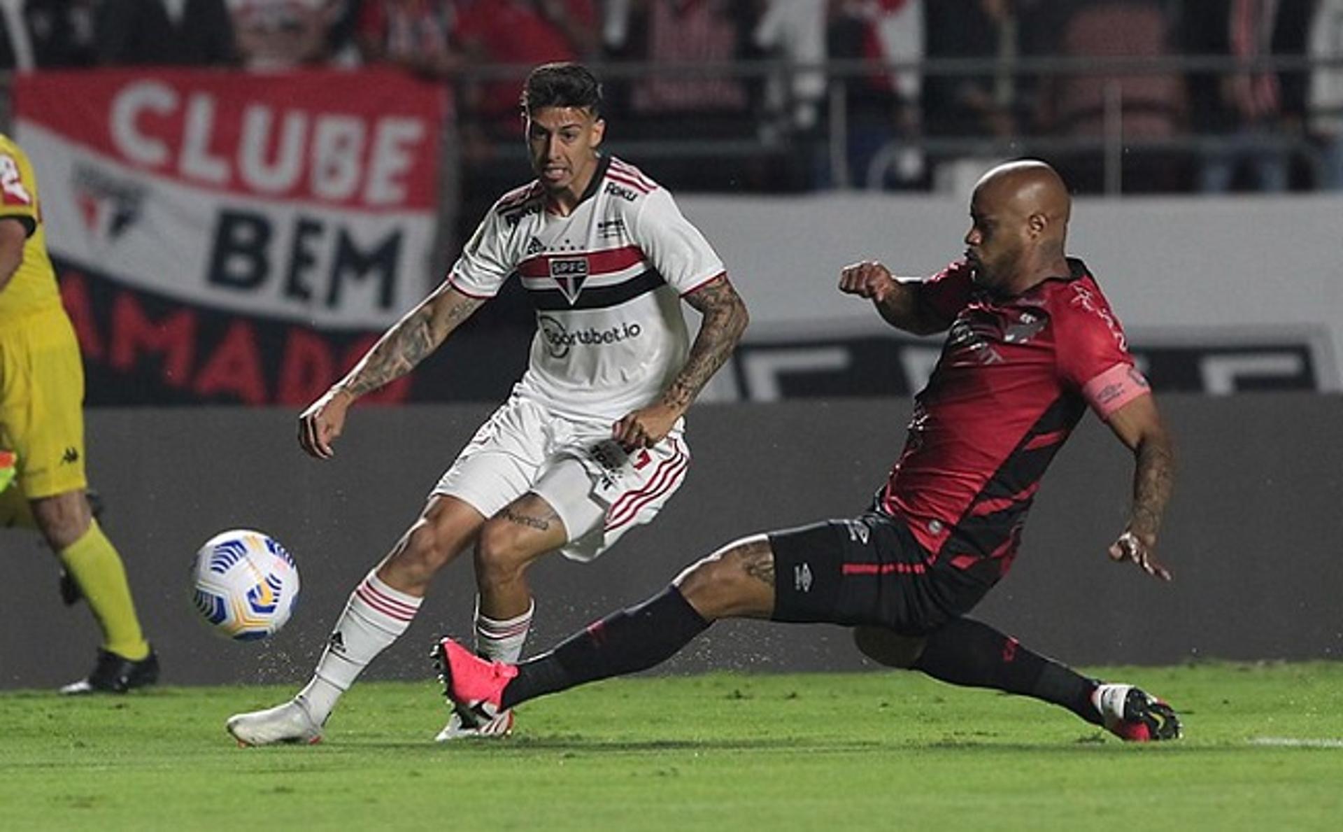 São Paulo x Athletico-PR - Rigoni