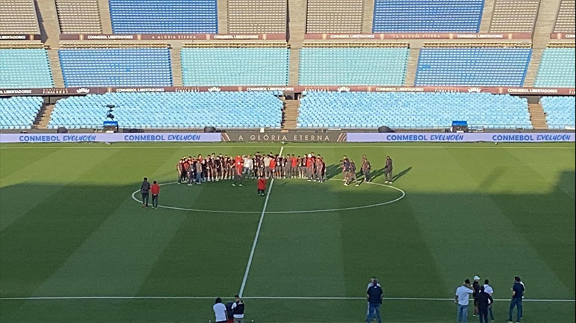 Reconhecimento do Gramado - Final Libertadores