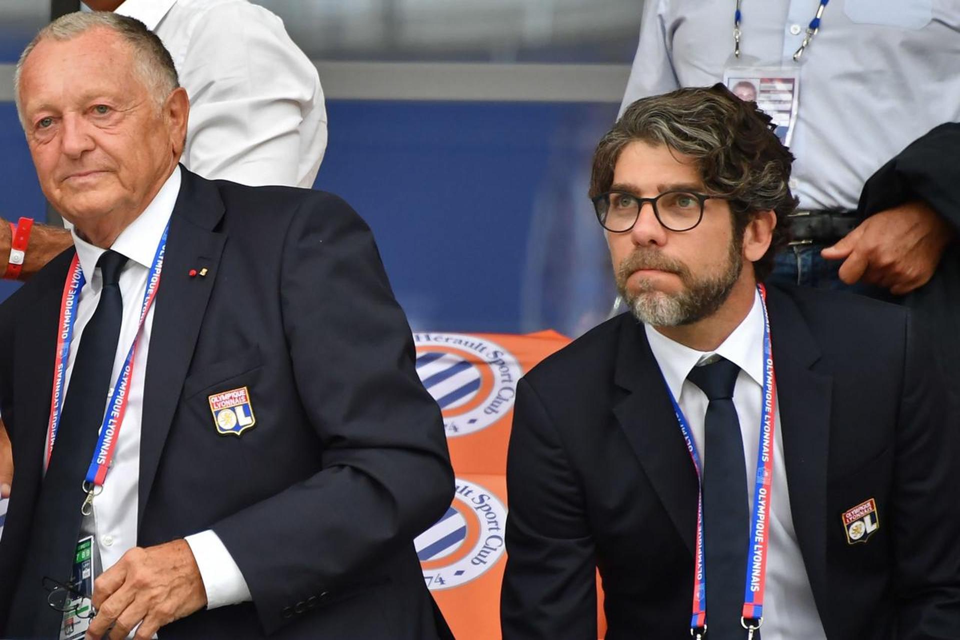 Jean-Michel Aulas, presidente do Lyon, e Juninho Pernambucano