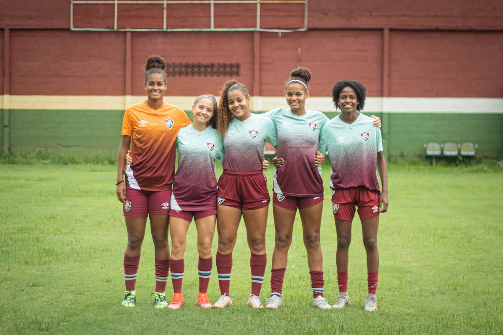 Mariana Ribeiro, Luana Gusmão, Duda Calazans, Luíza Calazans e Larissa Forte - Fluminense feminino