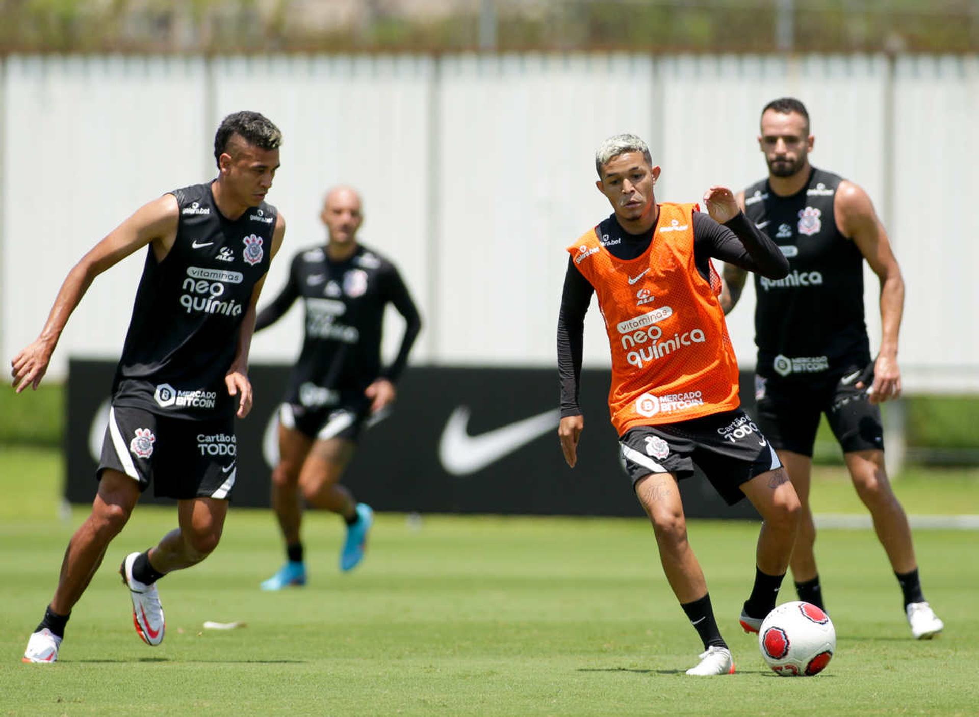 Treino Corinthians 14/02/2022 - Cantillo, Adson e Renato Auguto