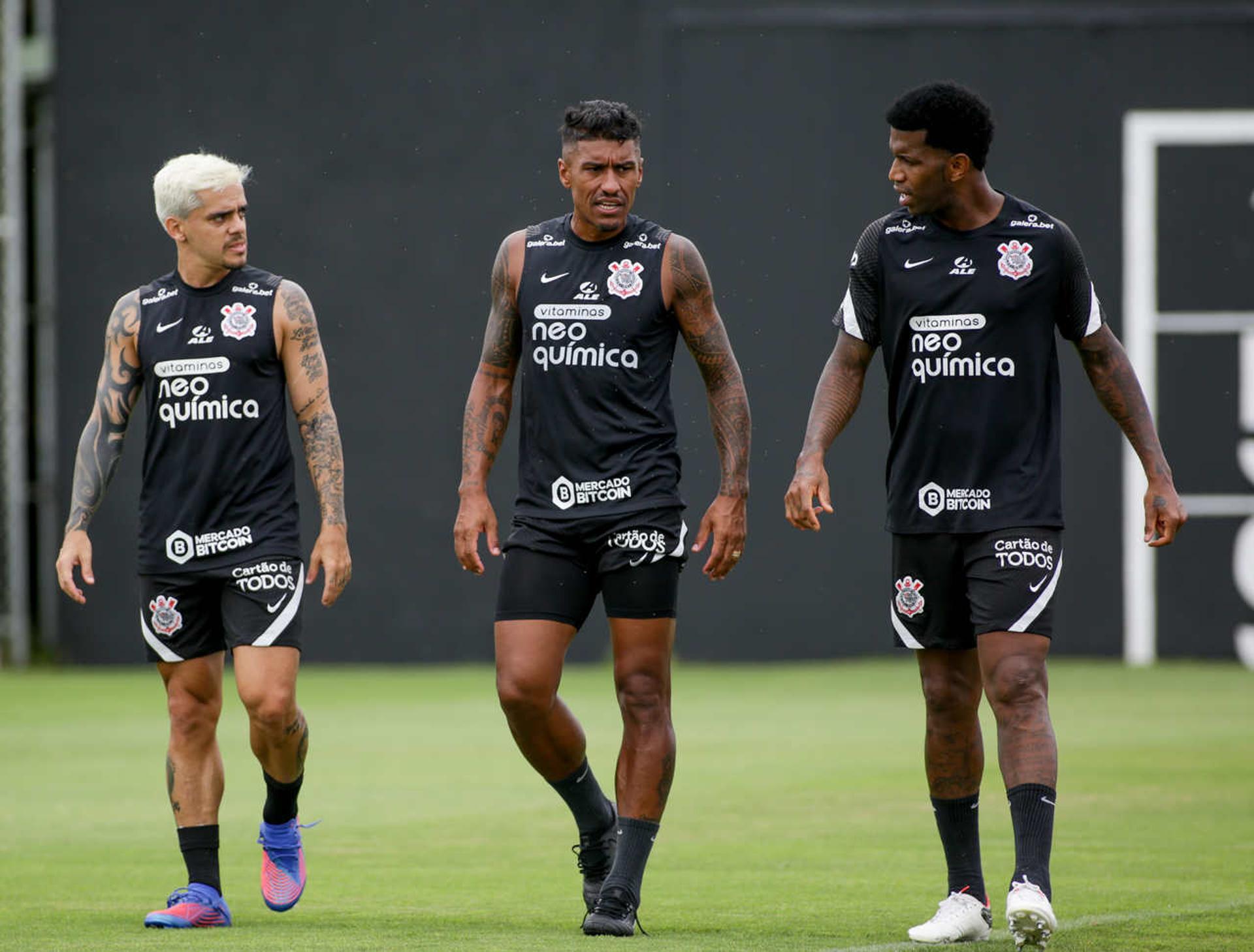 Treino Corinthians - Gil, Fagner e Paulinho