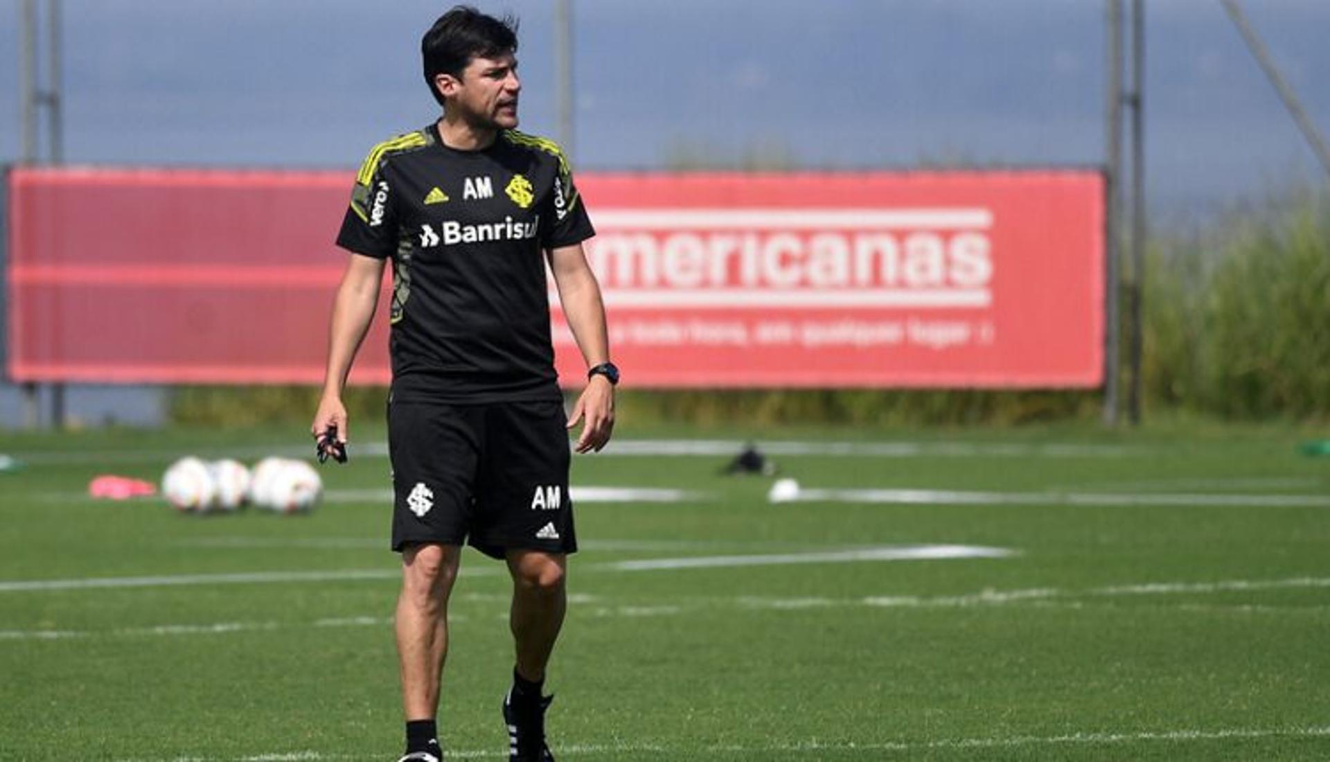 Alexander Medina - Internacional