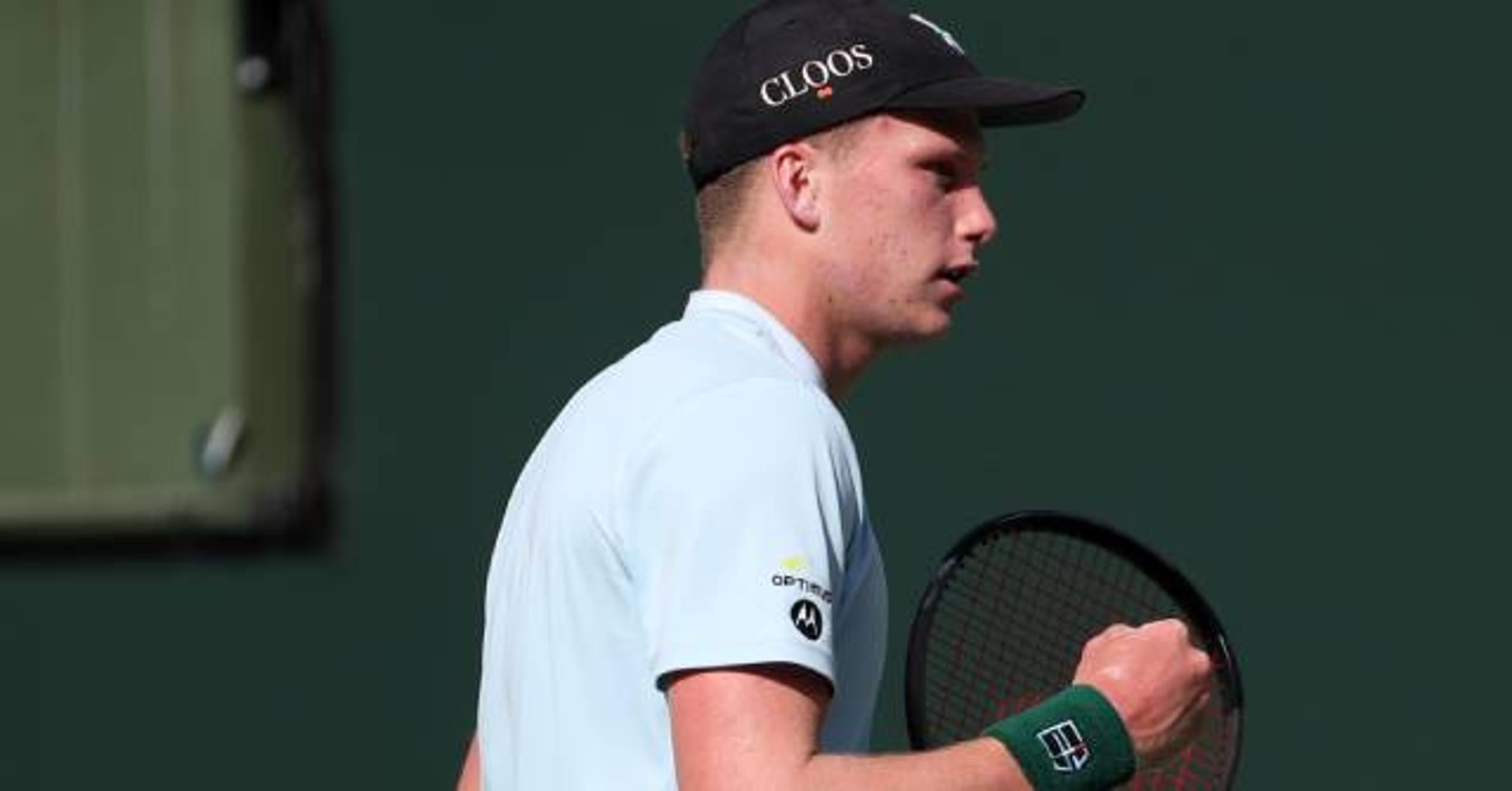 Jenson Brooksby vibra em vitória em Indian Wells