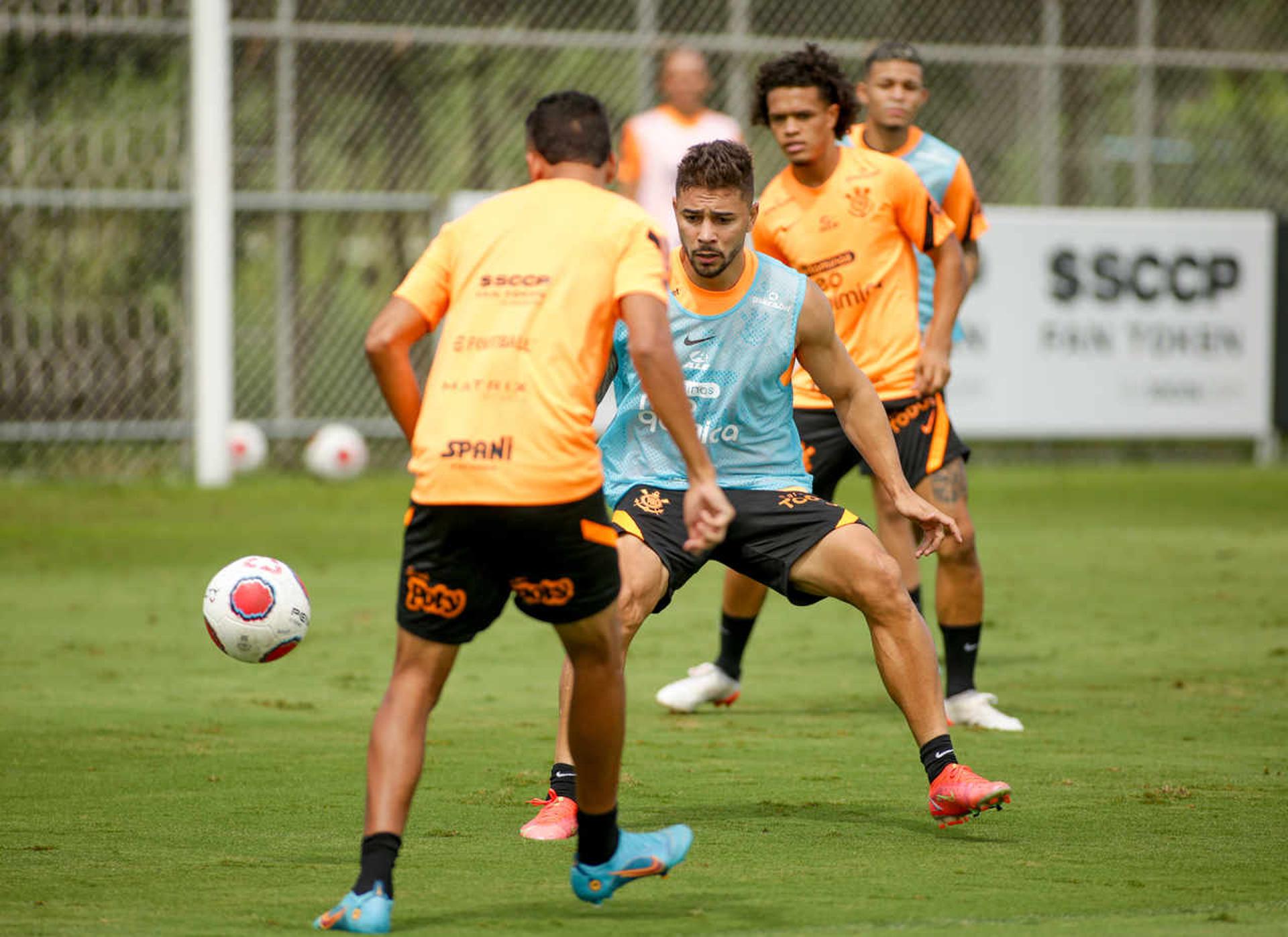 Treino Corinthians - João Pedro