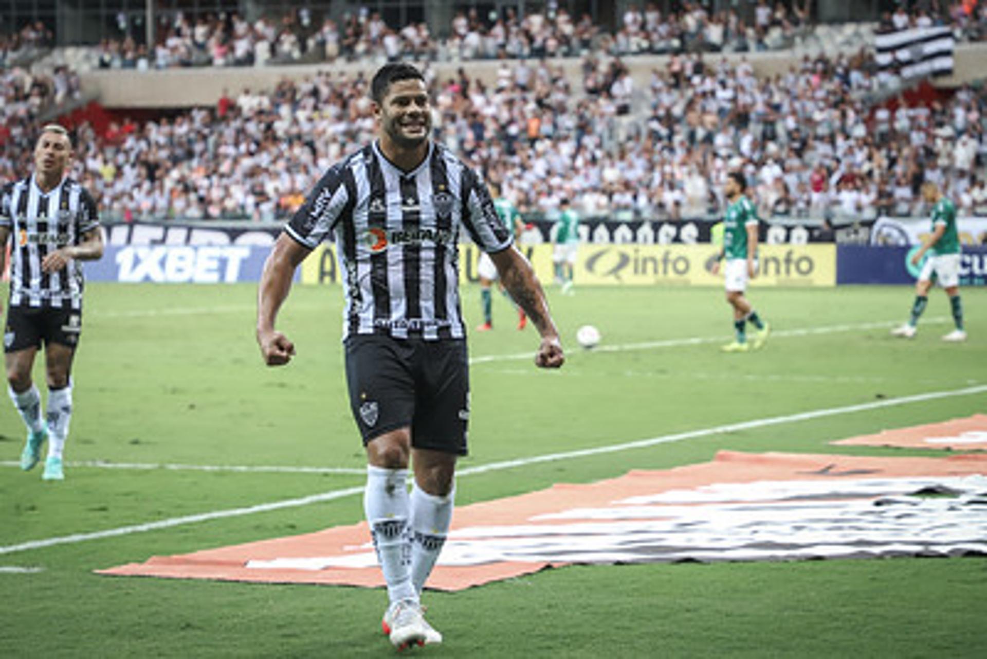 Hulk deixou sua marca na boa vitória do Galo que confirmou o time na liderança do Esatdual