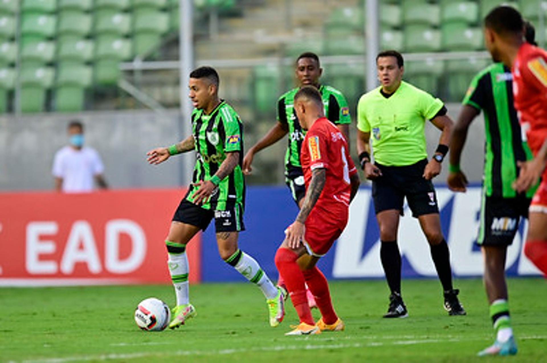 O Coelho colocou um time alternativo em campo e levou os três pontos