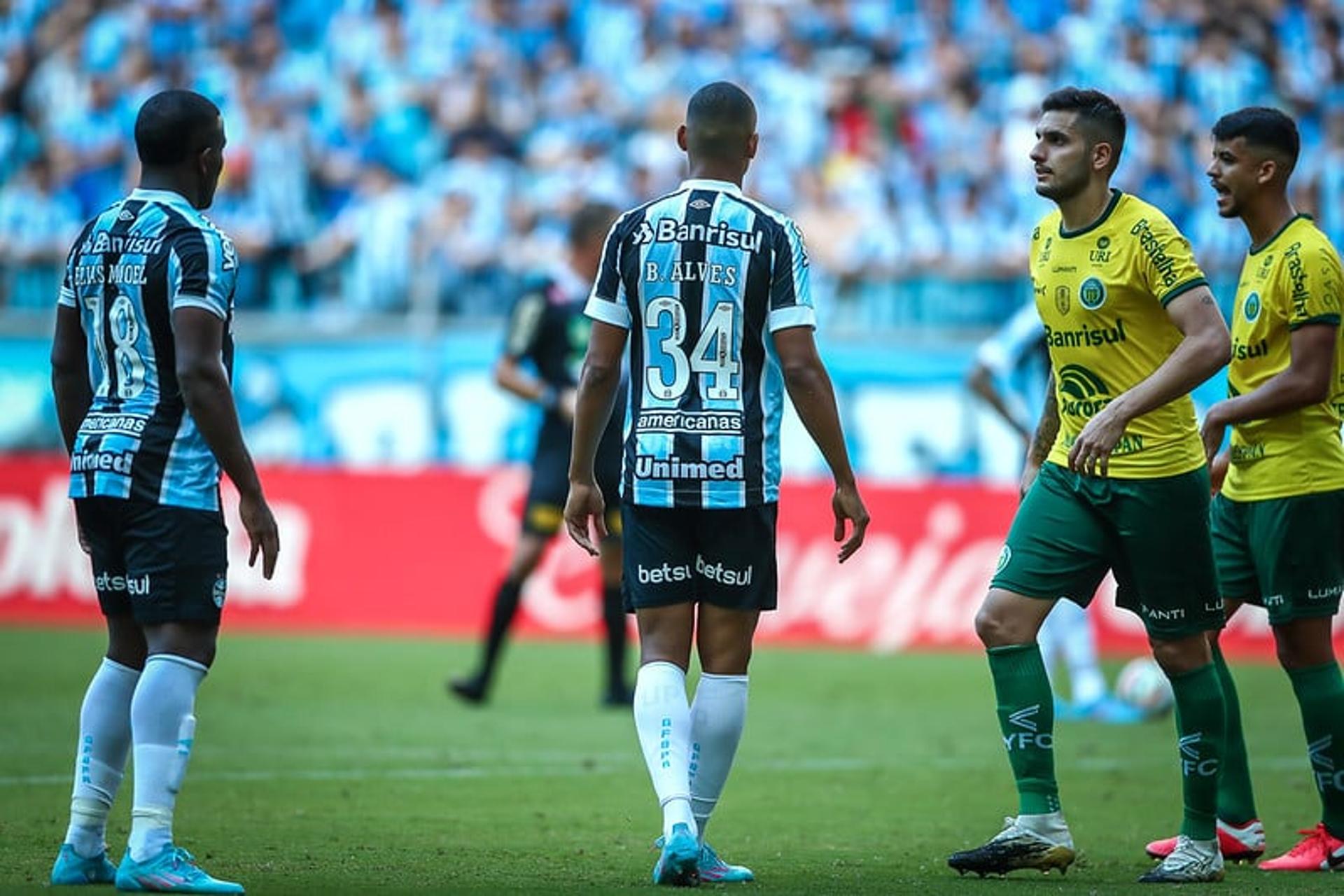 Gremio x Ypiranga - Bruno Alves