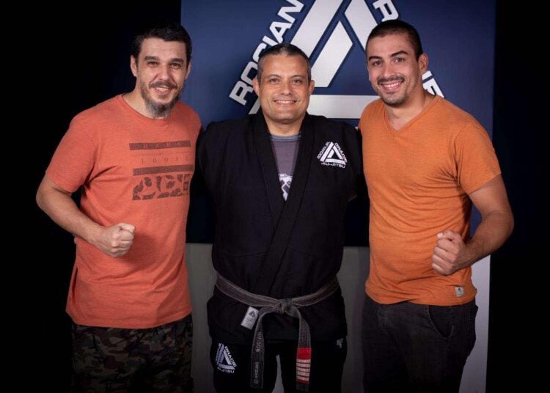 Aplicativo desenvolvido pela equipe de Rocian Gracie Jr. ensina iniciantes até a faixa-preta da arte suave (Foto: Divulgação)