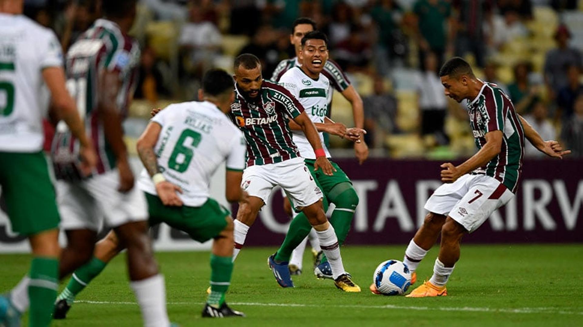 Fluminense x Oriente Petrolereo