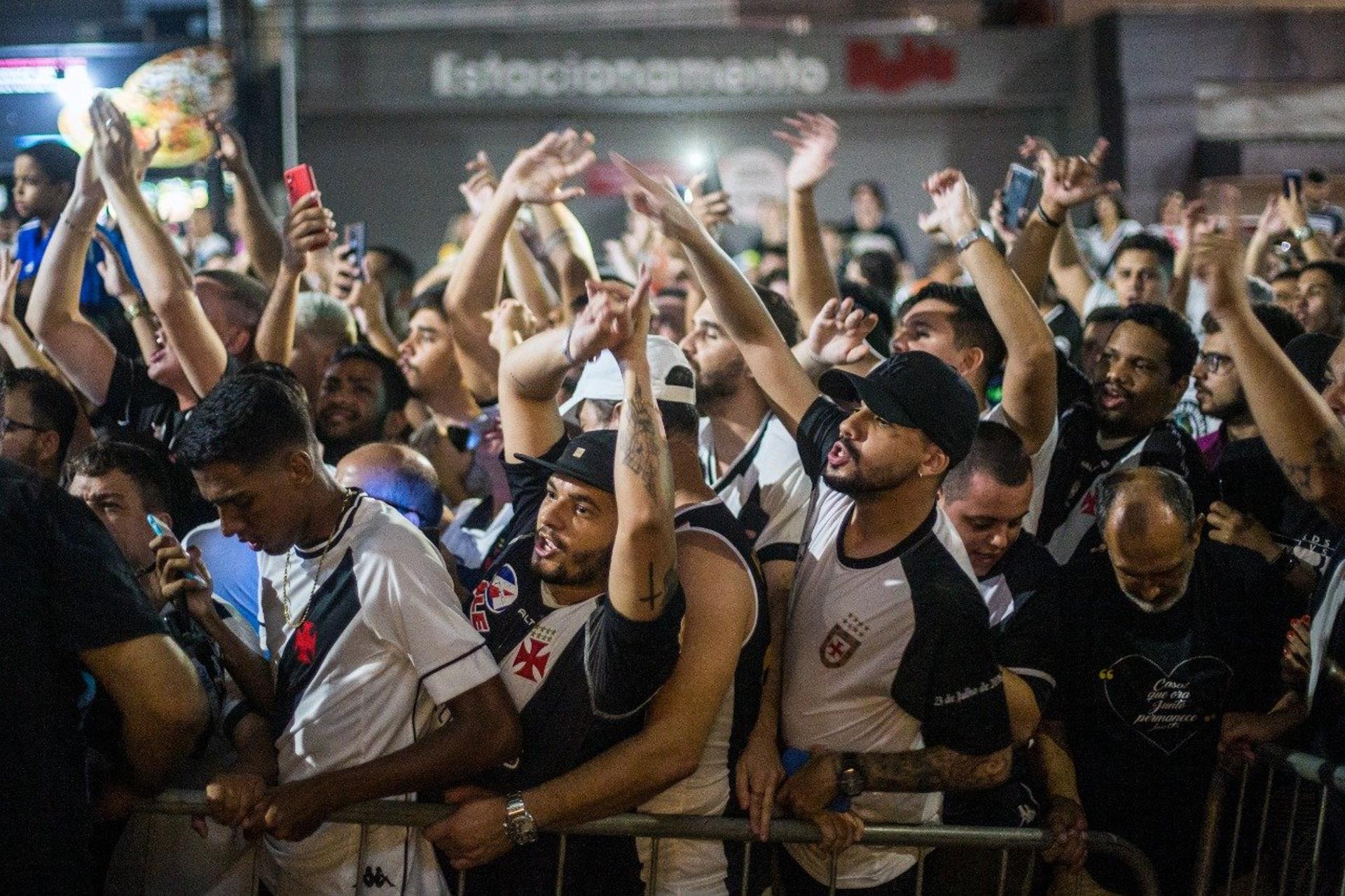 Vasco - Torcida em Muriaé