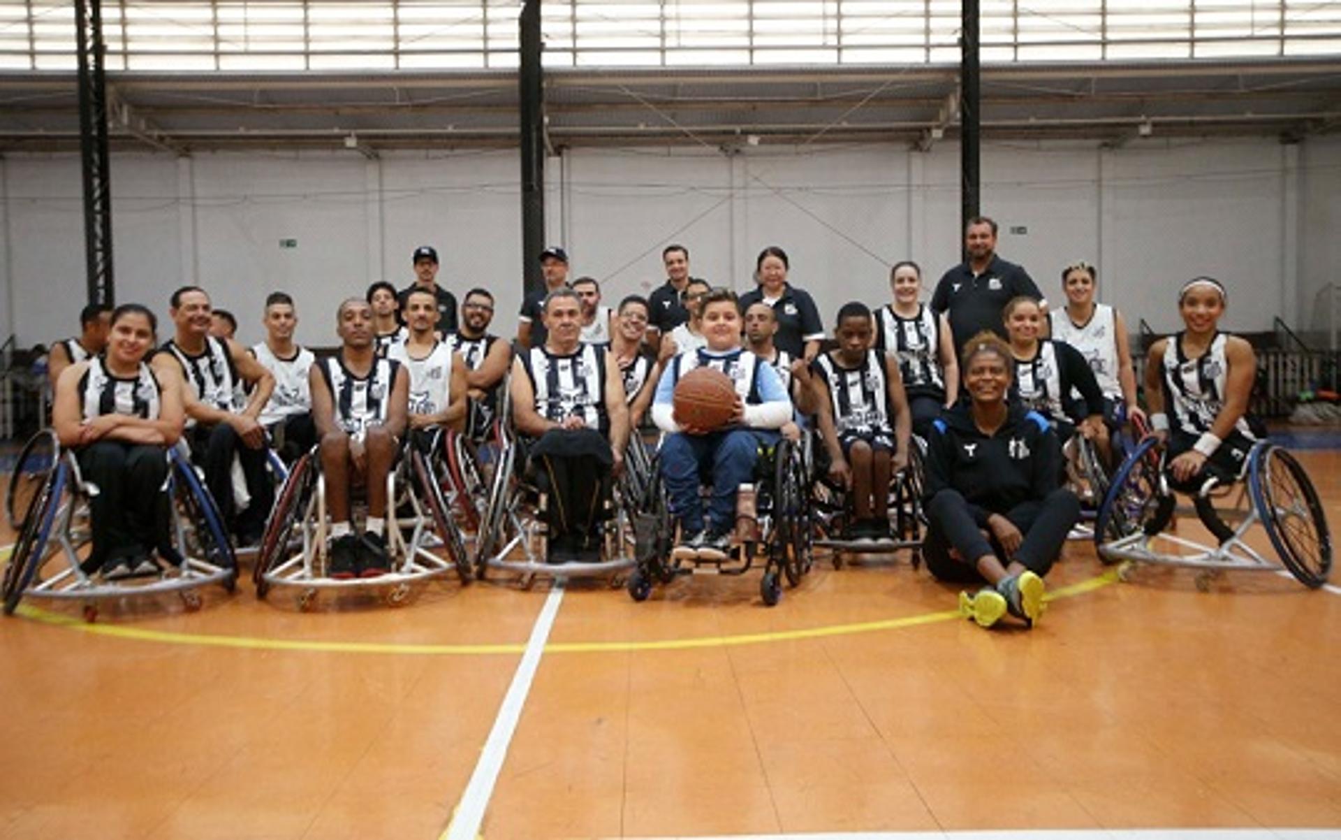 Santos FC Mobydix terá também uma equipe adulta para cadeirantes (Foto: Fernando Roberto/Agência Futpress)