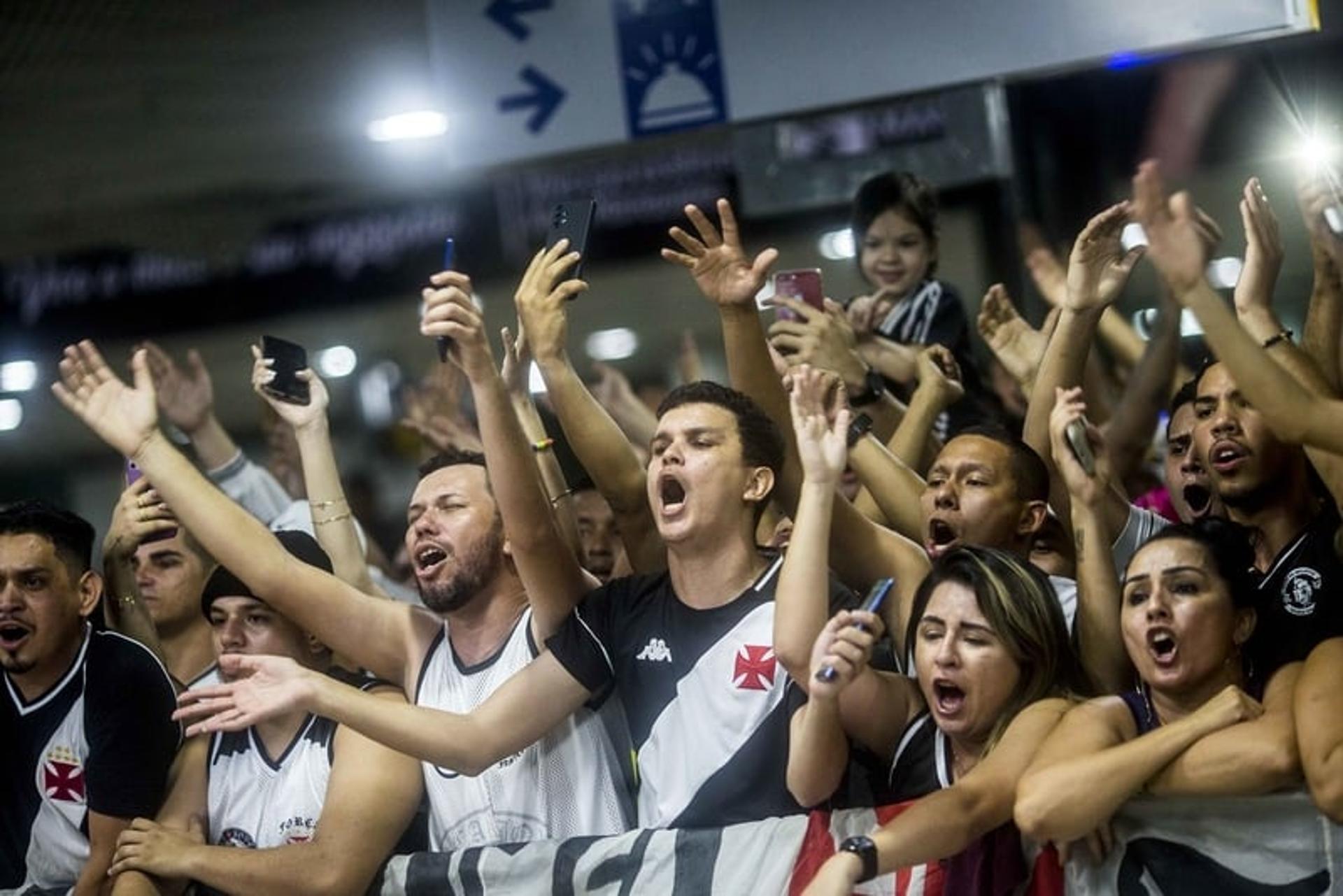 torcida do Vasco em Manaus