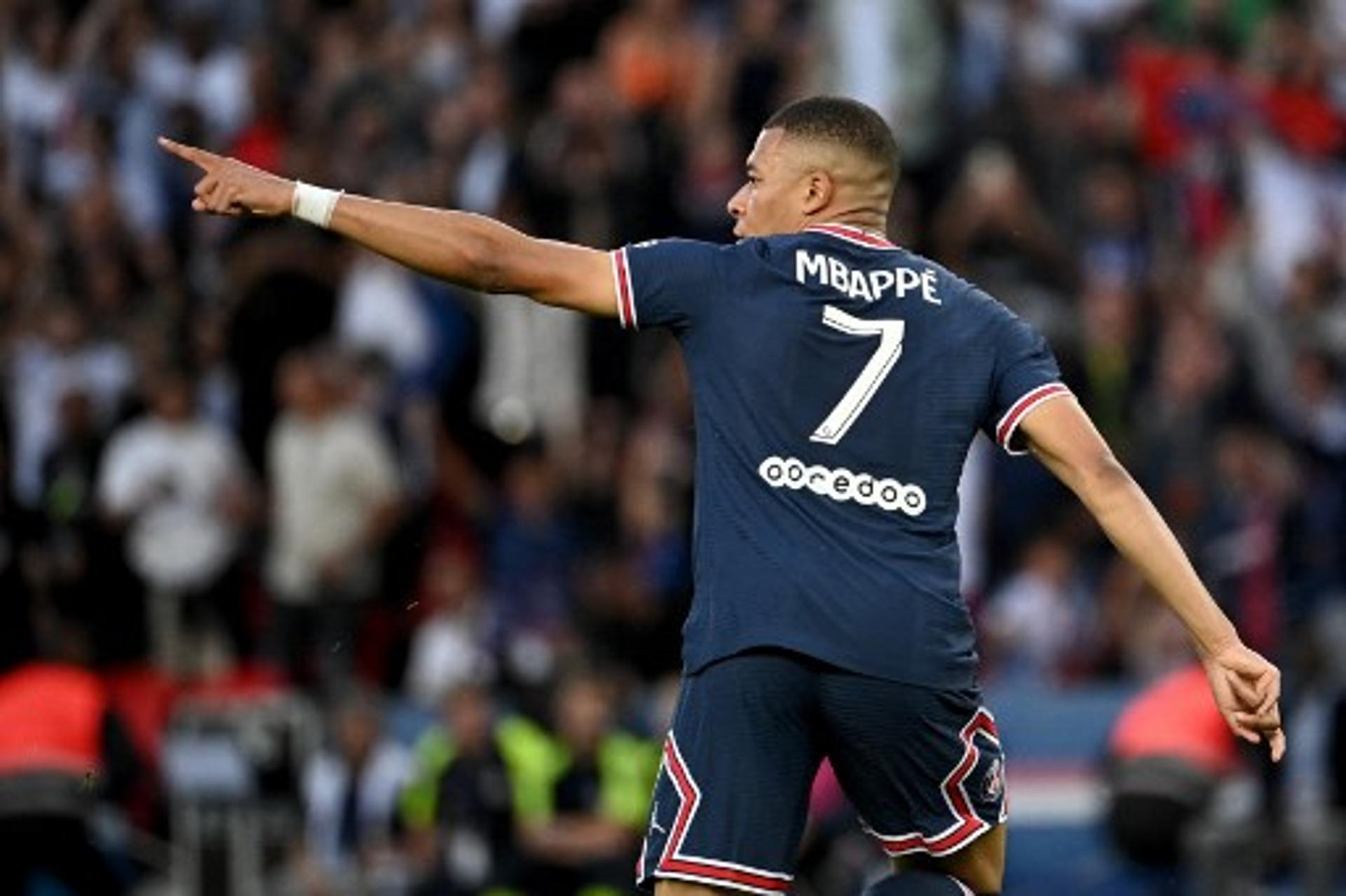 Mbappé - PSG x Metz