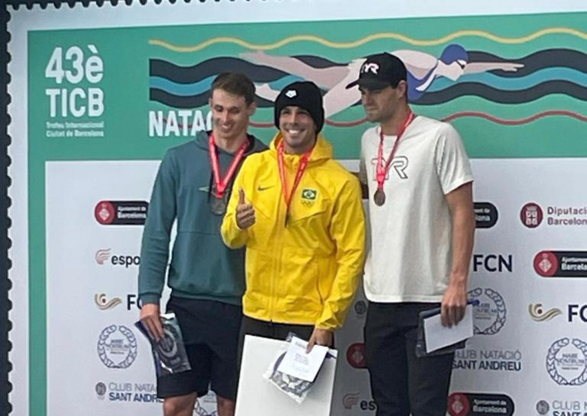 Bruno Fratus conquistou o ouro na etapa de Barcelona do Mare Nostrum (Foto: Divulgação/CBDA)