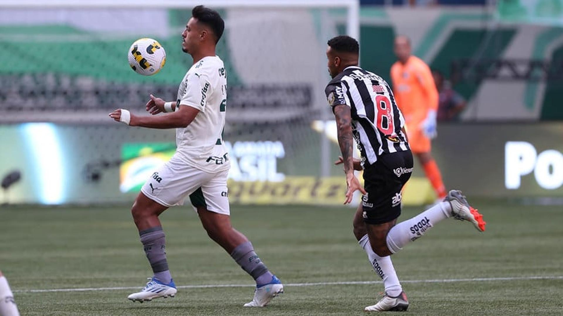 Palmeiras x Atlético-MG - Menino