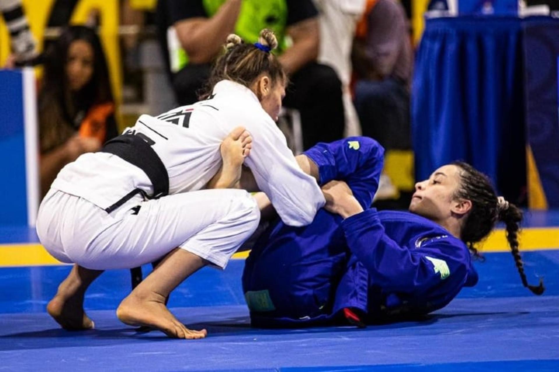 Jhenifer Aquino faturou o bronze o bronze em seu primeiro Mundial como faixa-preta