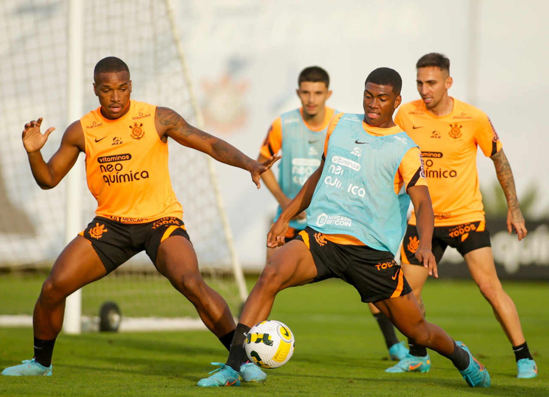 Treino Corinthians - Léo Mana, Xavier, Gustavo Mosquito e Felipe Augusto