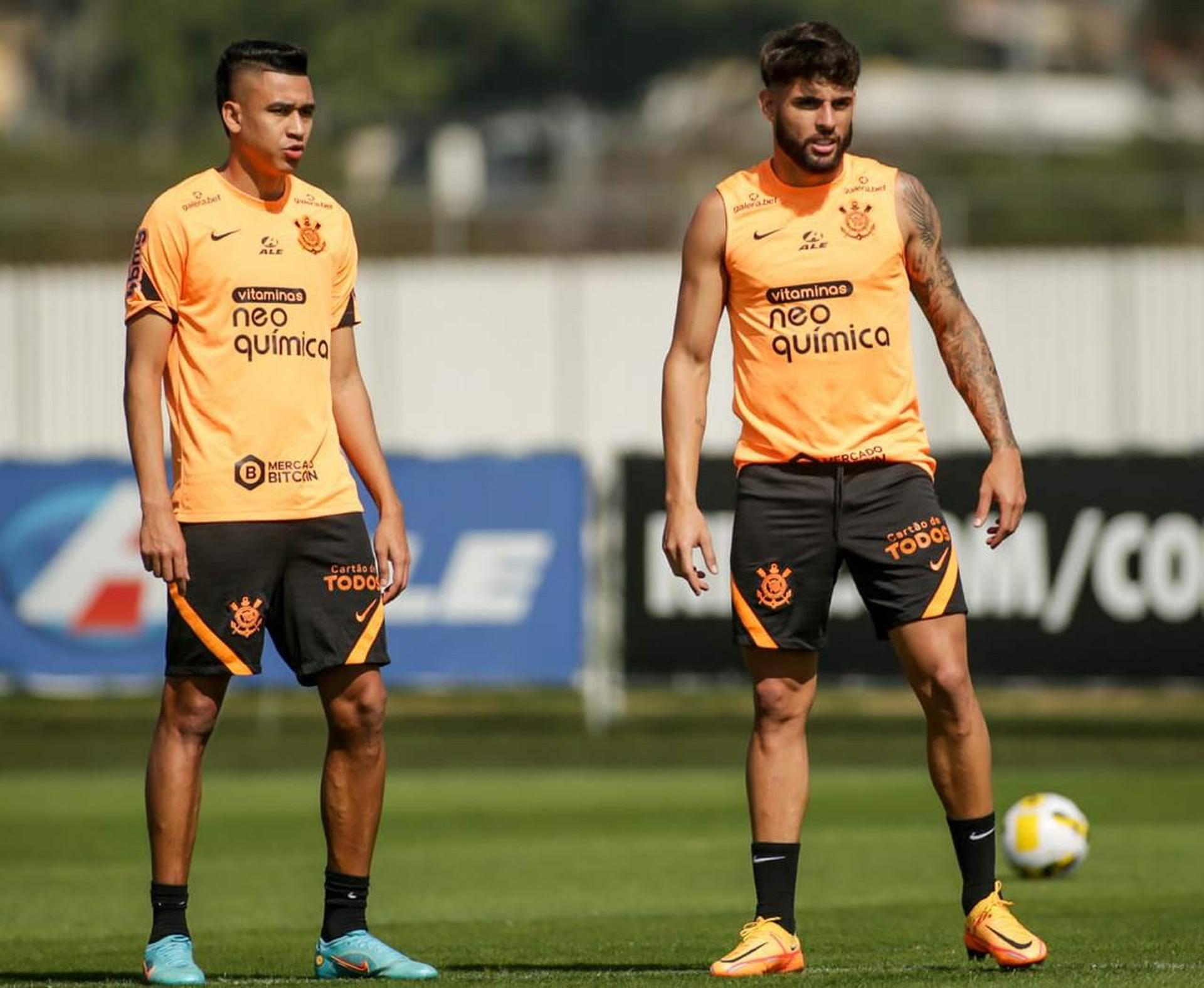 Treino Corinthians - Yuri Alberto e Balbuena