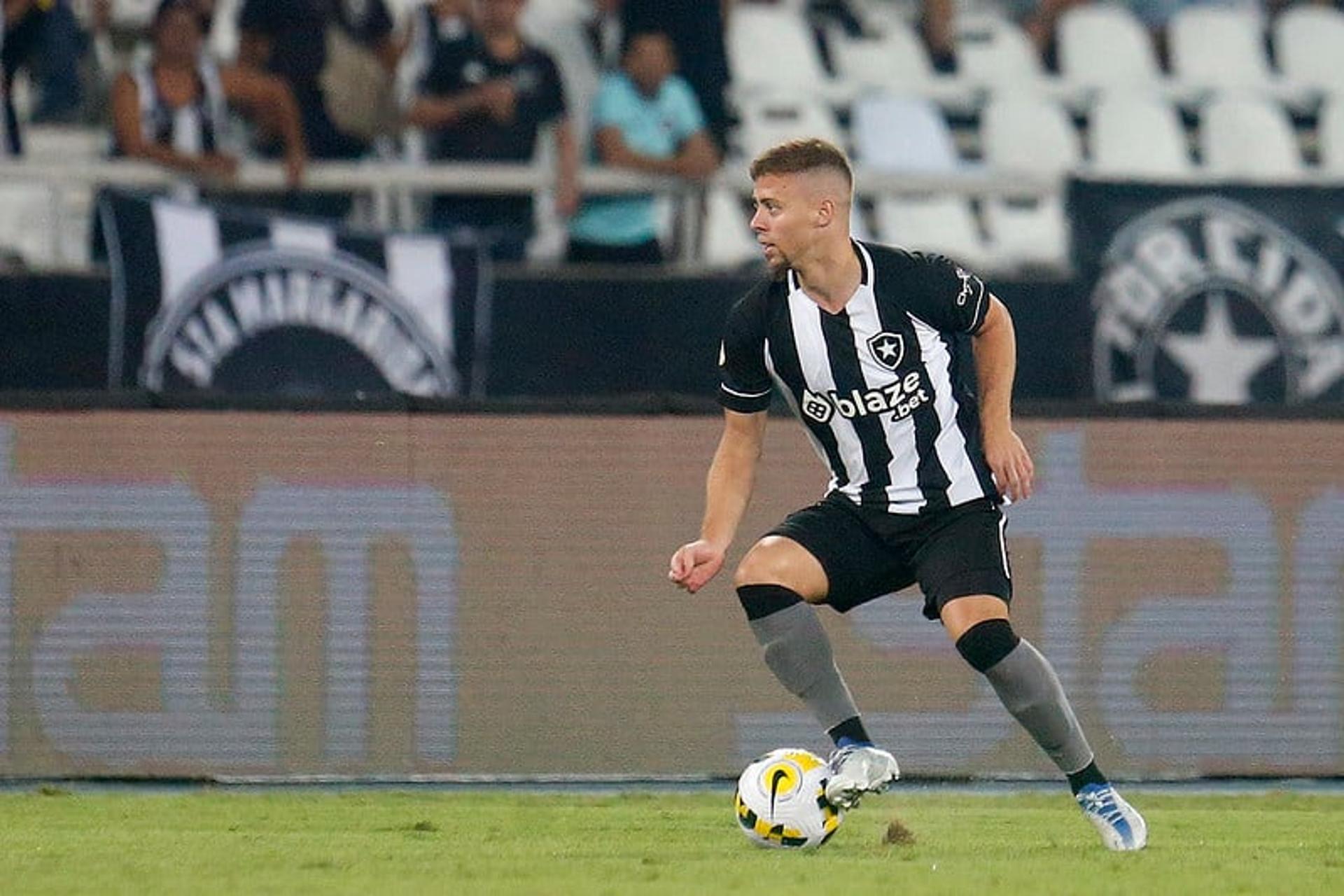 Lucas Fernandes - Botafogo