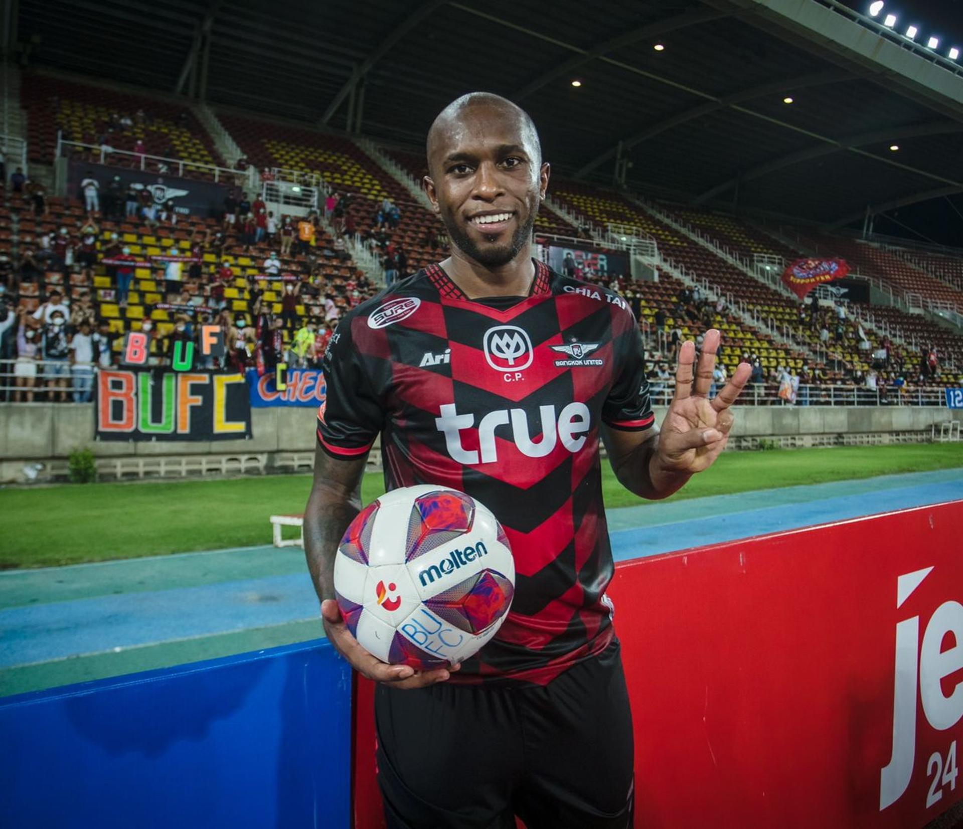 Heberty, do Bangkok United