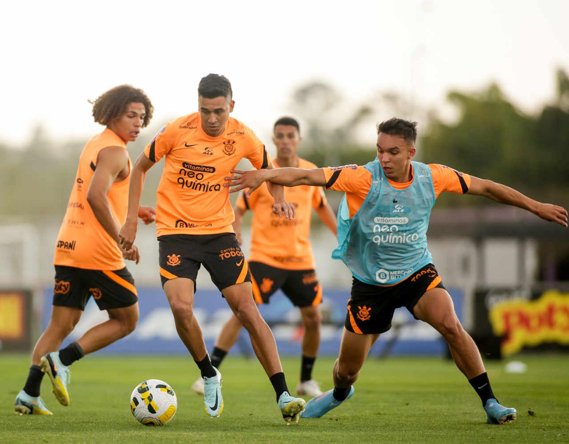 Treino Corinthians - Cantillo, Biro, Giovane e Higor