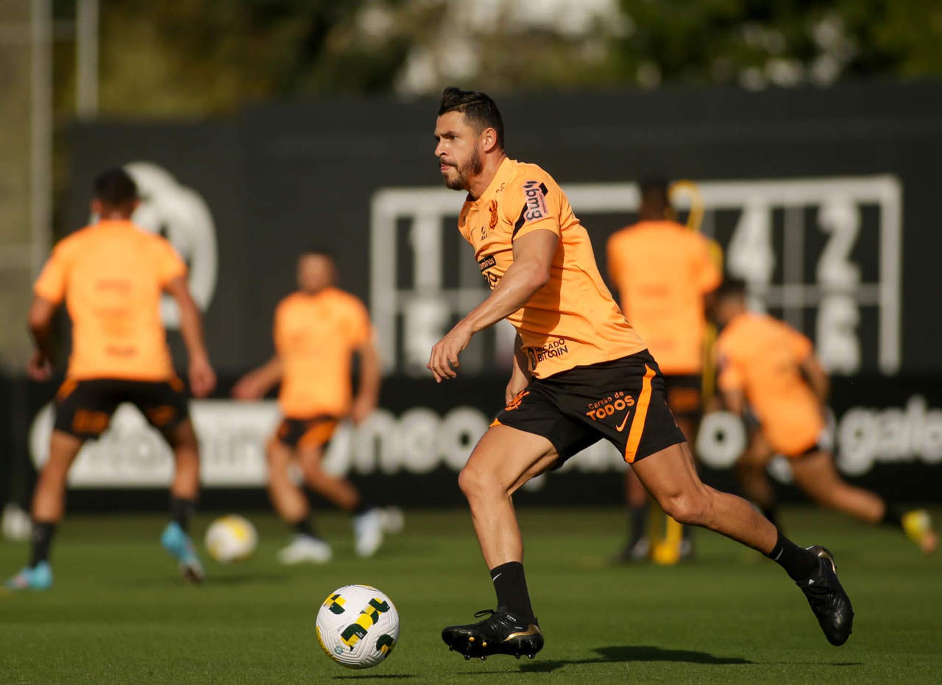 Treino Corinthians - Giuliano