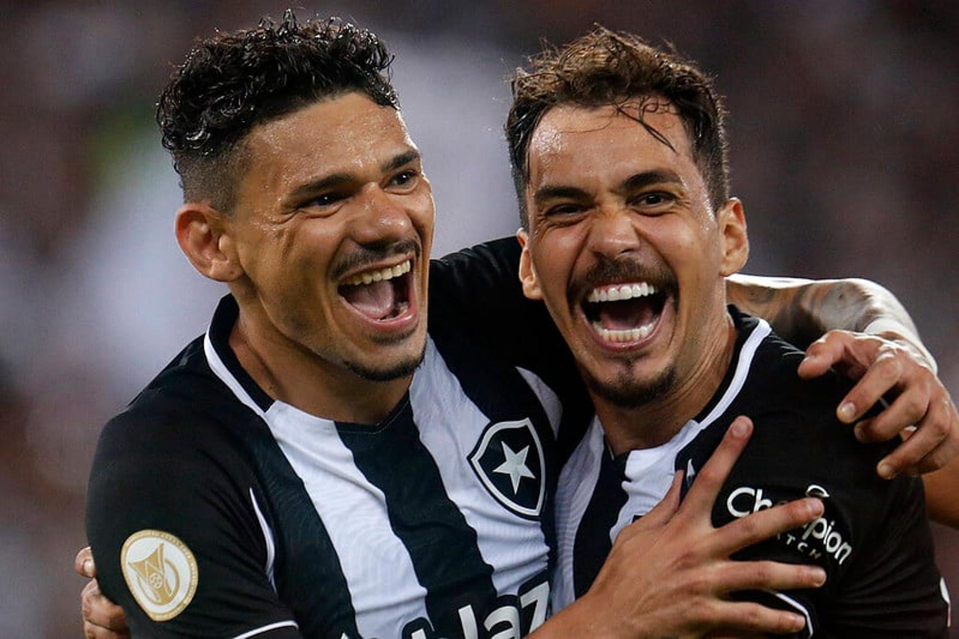 Tiquinho Soares e Eduardo - Botafogo