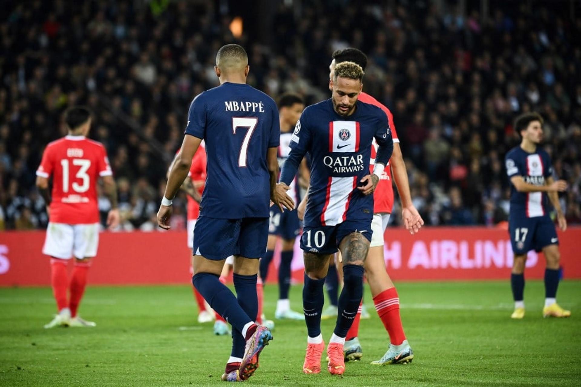 Mbappé e Neymar - PSG x Benfica