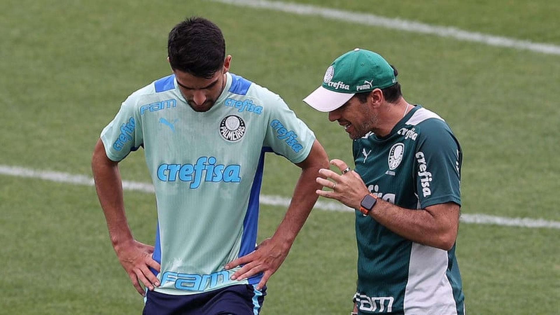 Palmeiras treino - López e Abel