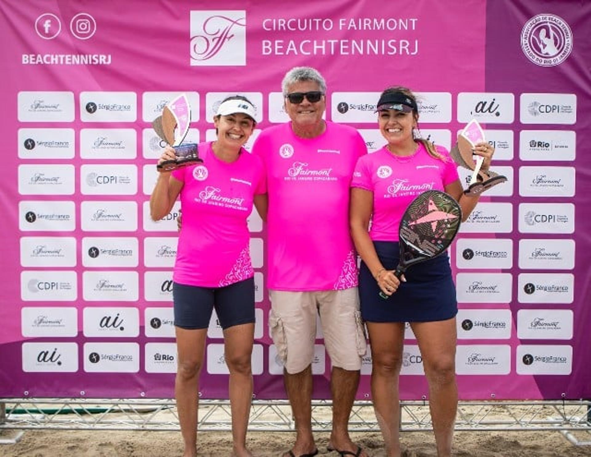 Campeãs da categoria Feminina C (Camila Honczar à esq. e Marcella Neves à dir.)