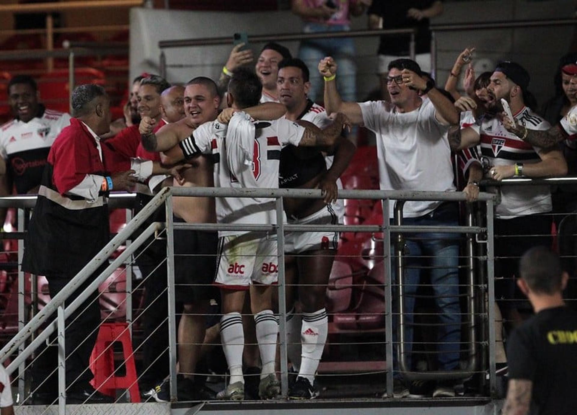 Luan - São Paulo x Atlético-GO - Brasileirão