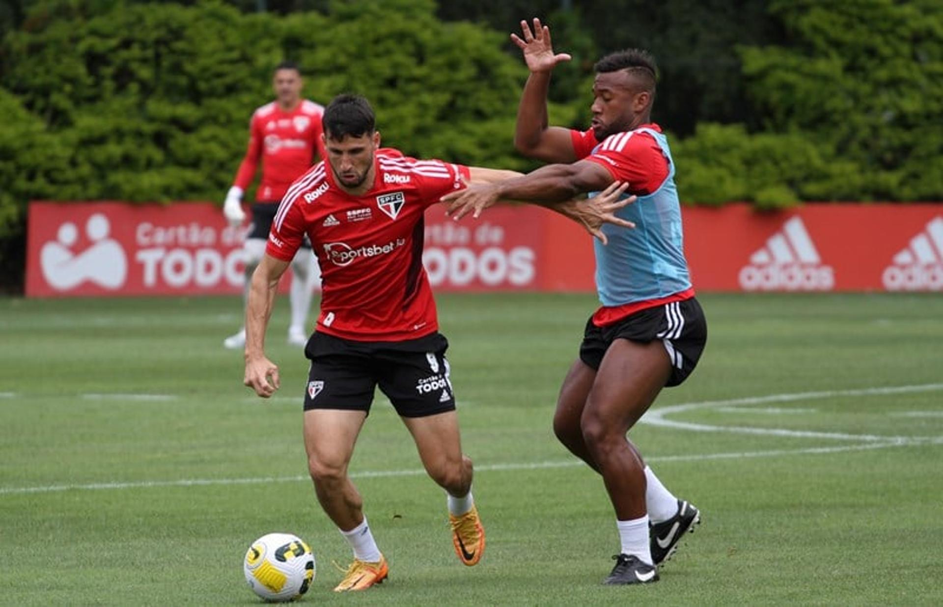 Calleri e Luan - treino do São Paulo