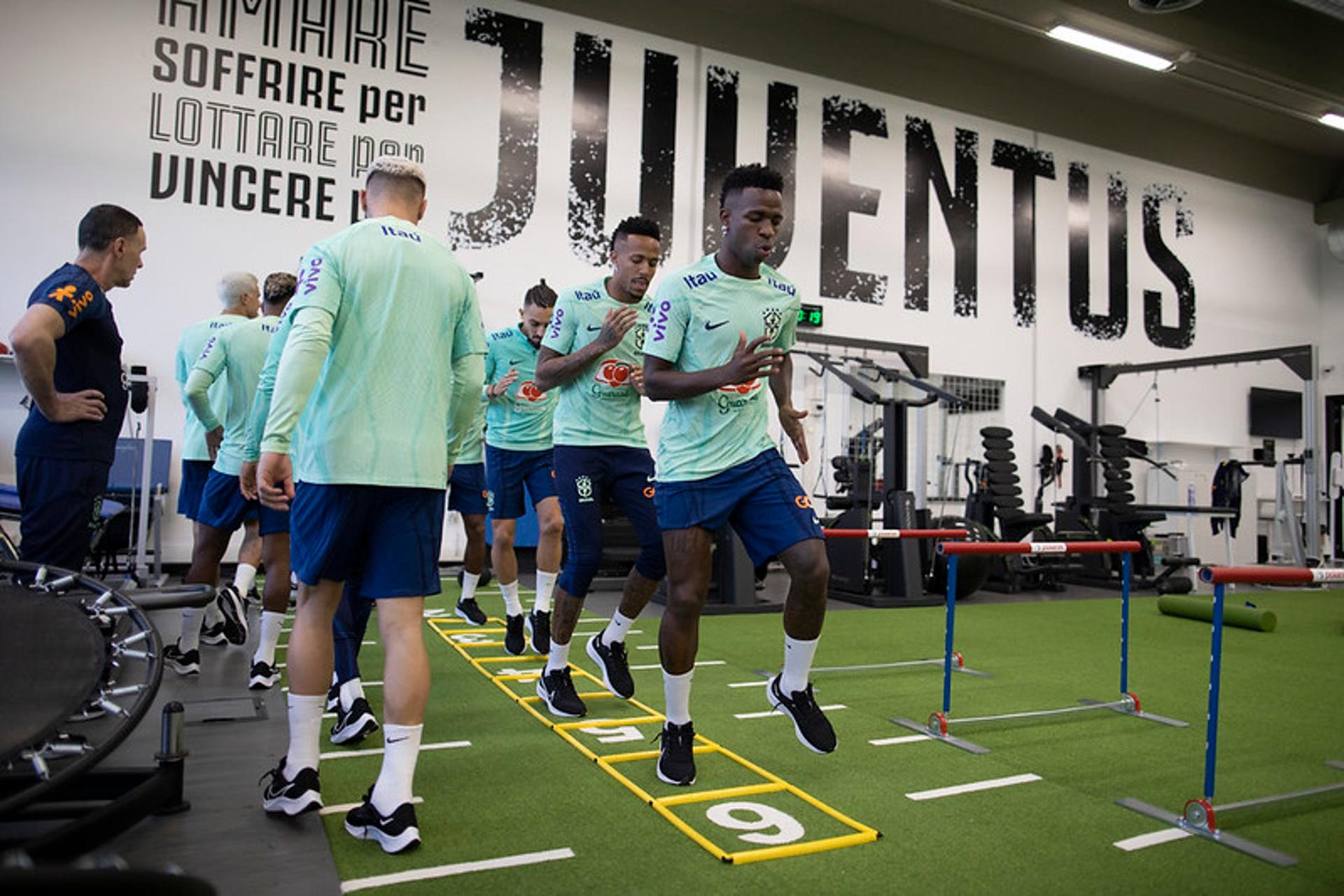 Vini Jr - Treino da Seleção Brasileira