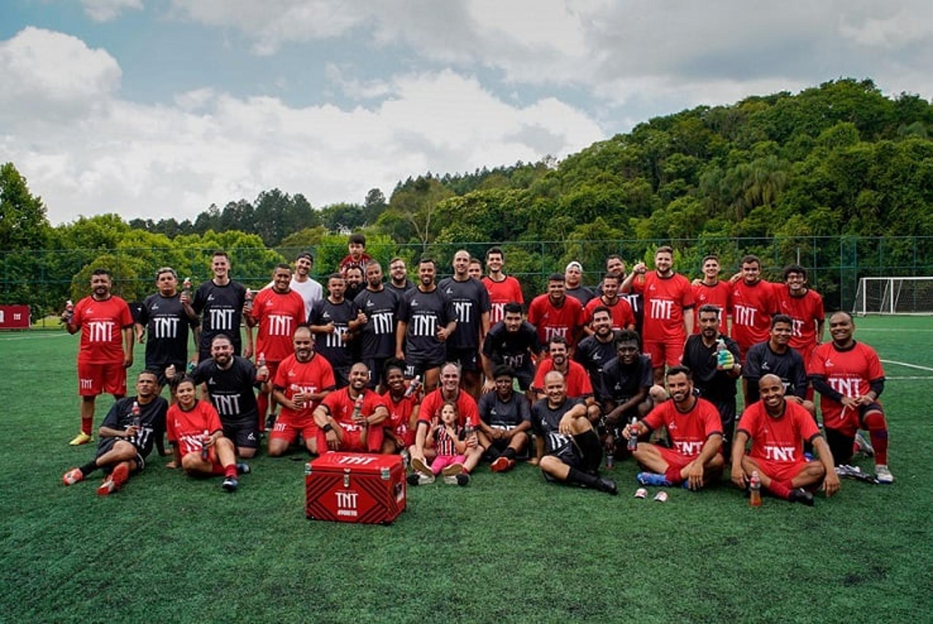 jogo festivo TNT CT São Paulo