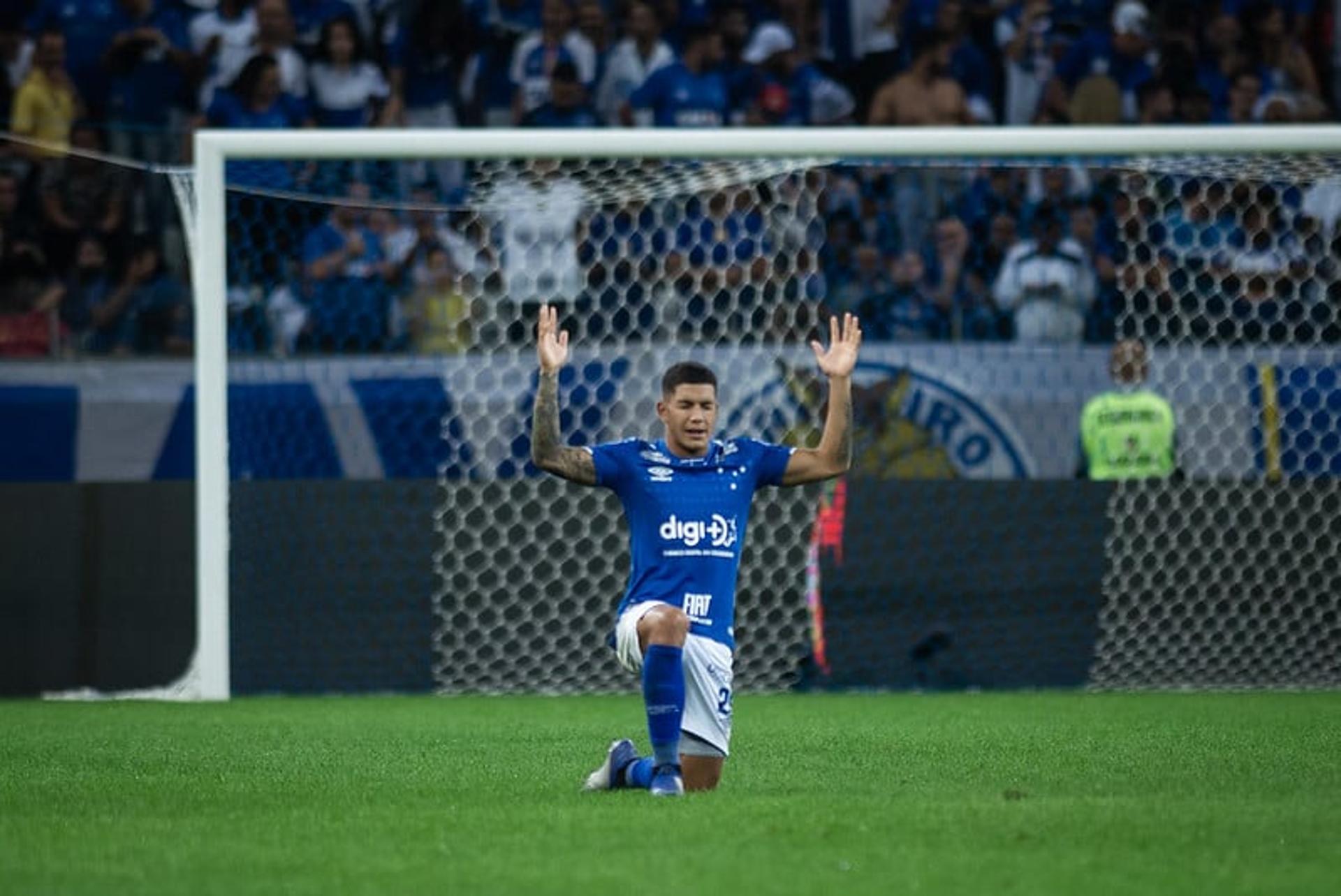 Lucas Romero - Cruzeiro