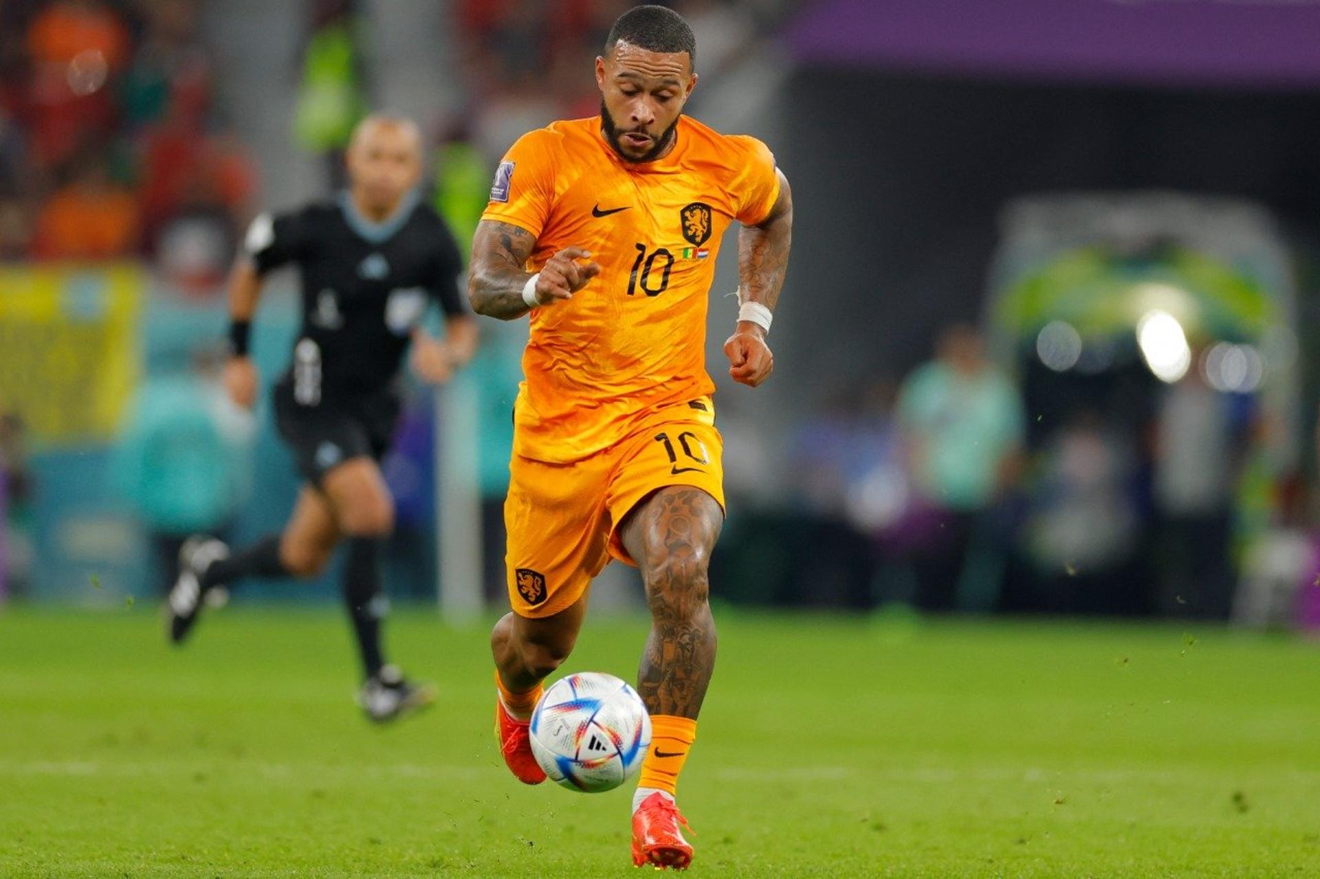 memphis depay holanda