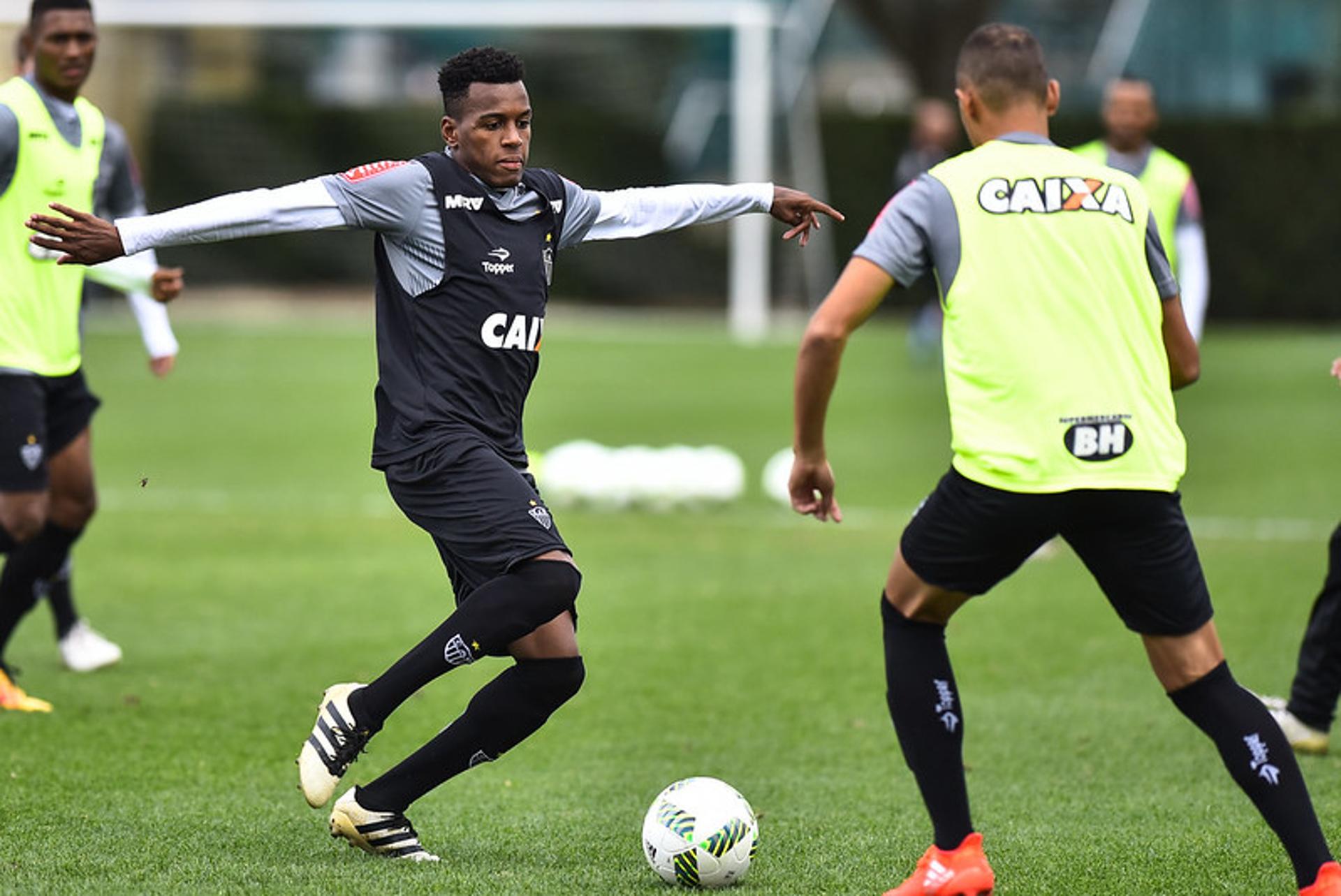 Ralph em treino no Atlético-MG