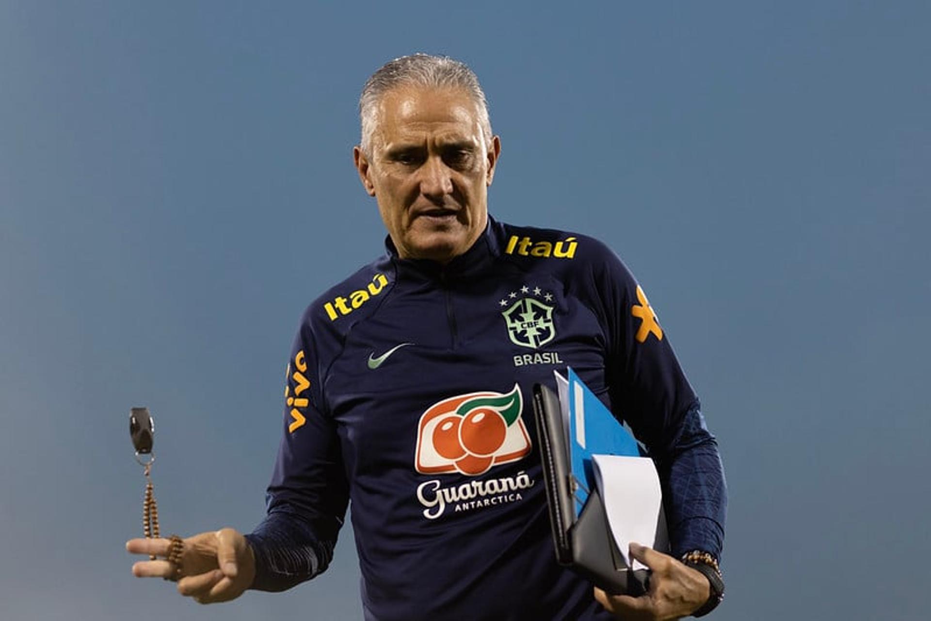 Tite - Treino da Seleção Brasileira