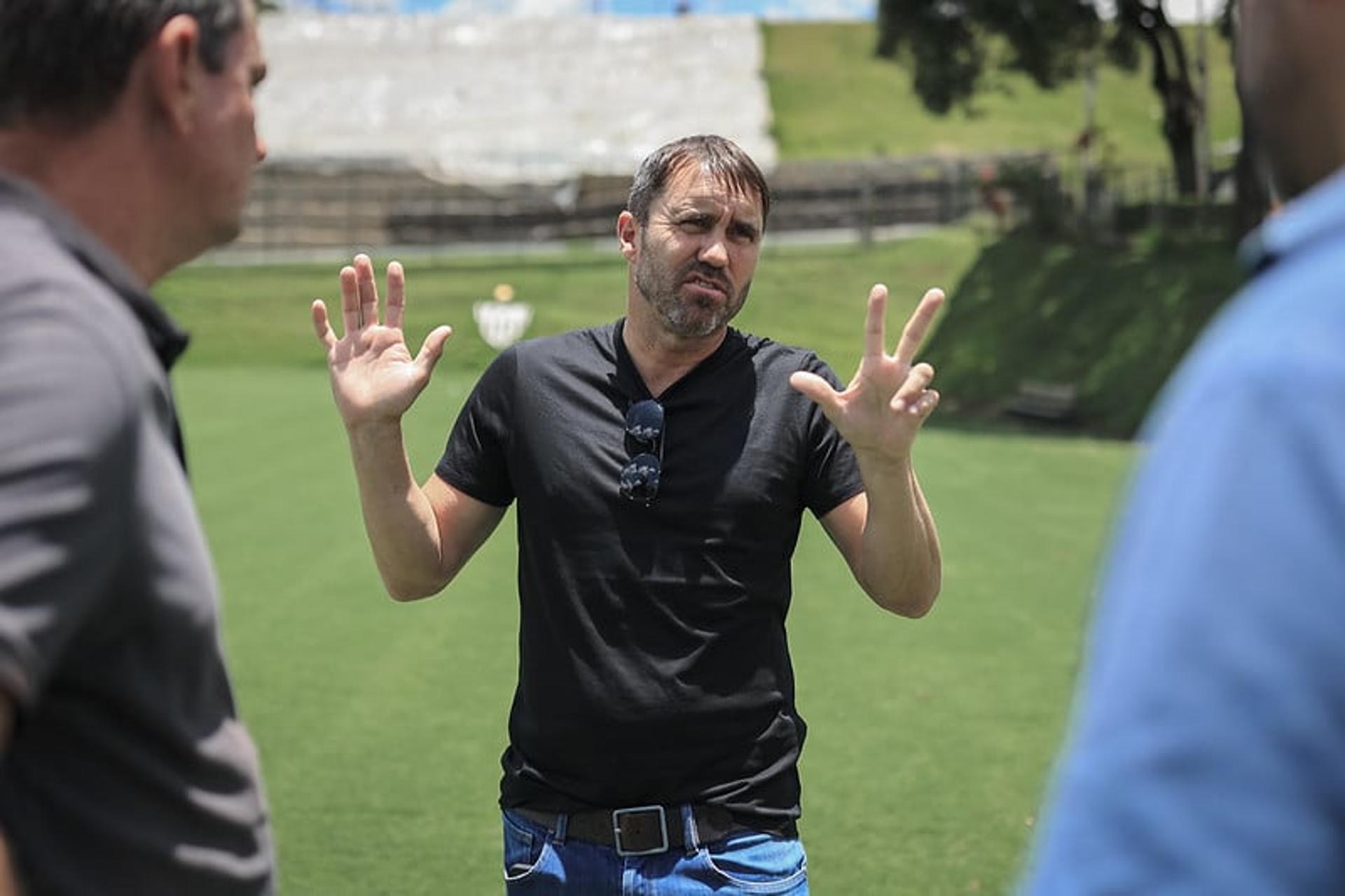 Eduardo Coudet no CT do Atlético-MG