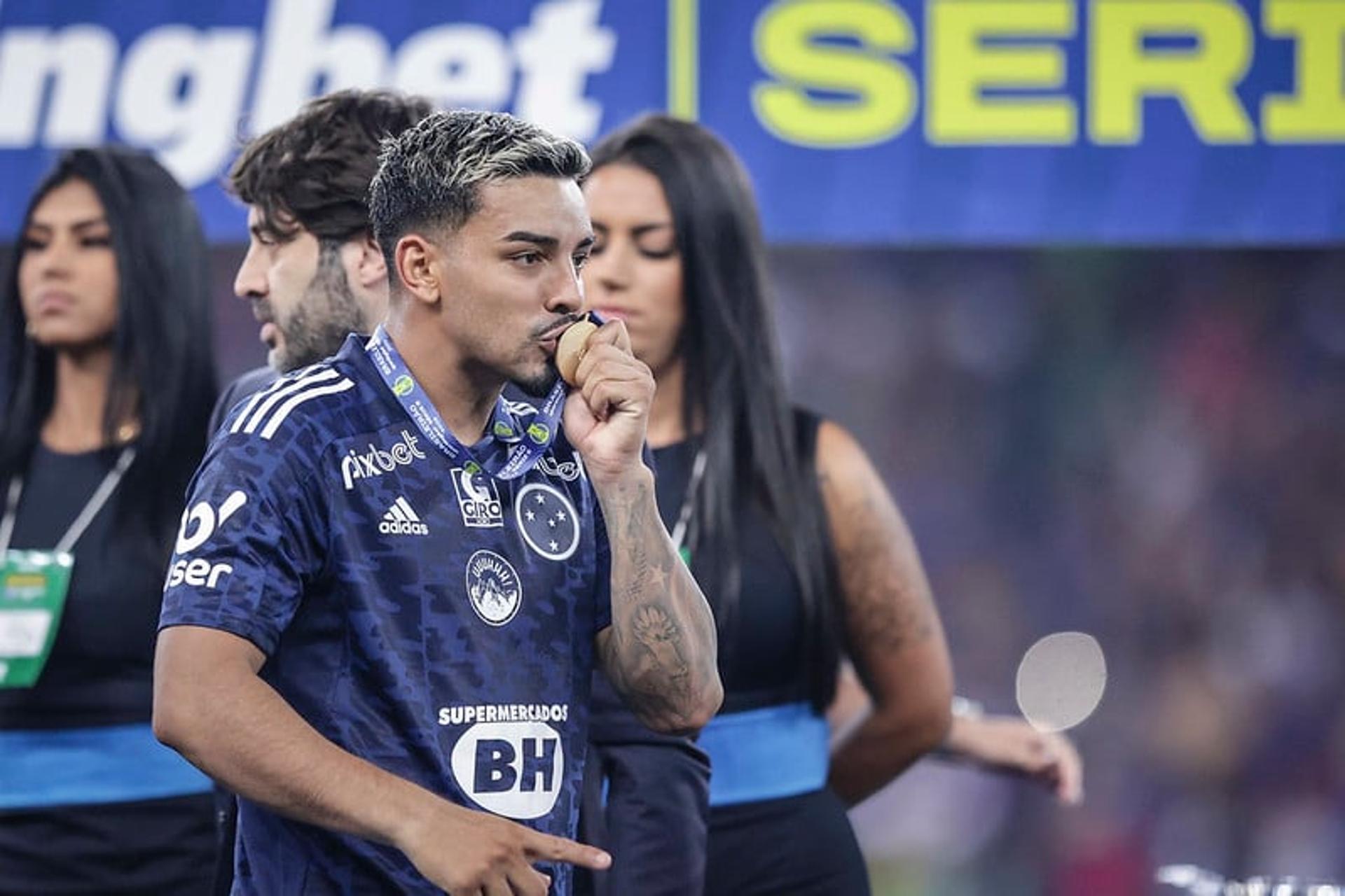 Matheus Bidu se despede do Cruzeiro