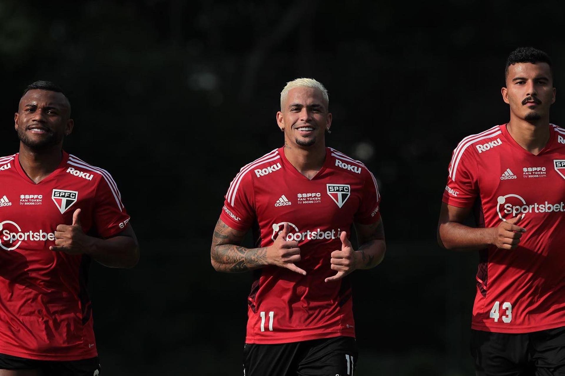 Luan, Luciano e Walce - treino São Paulo