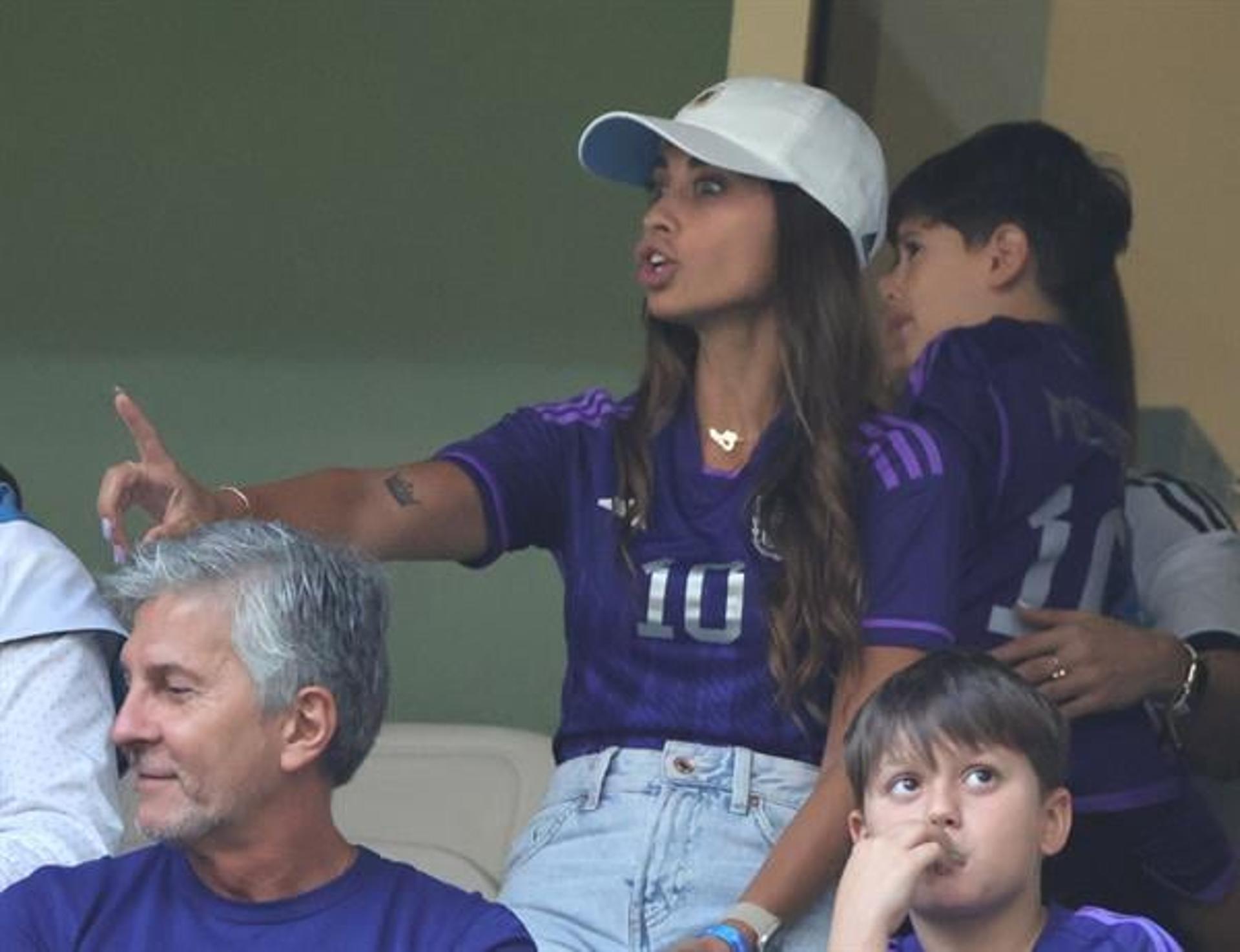 Antonella - Esposa de Messi - Final da Copa de 2022