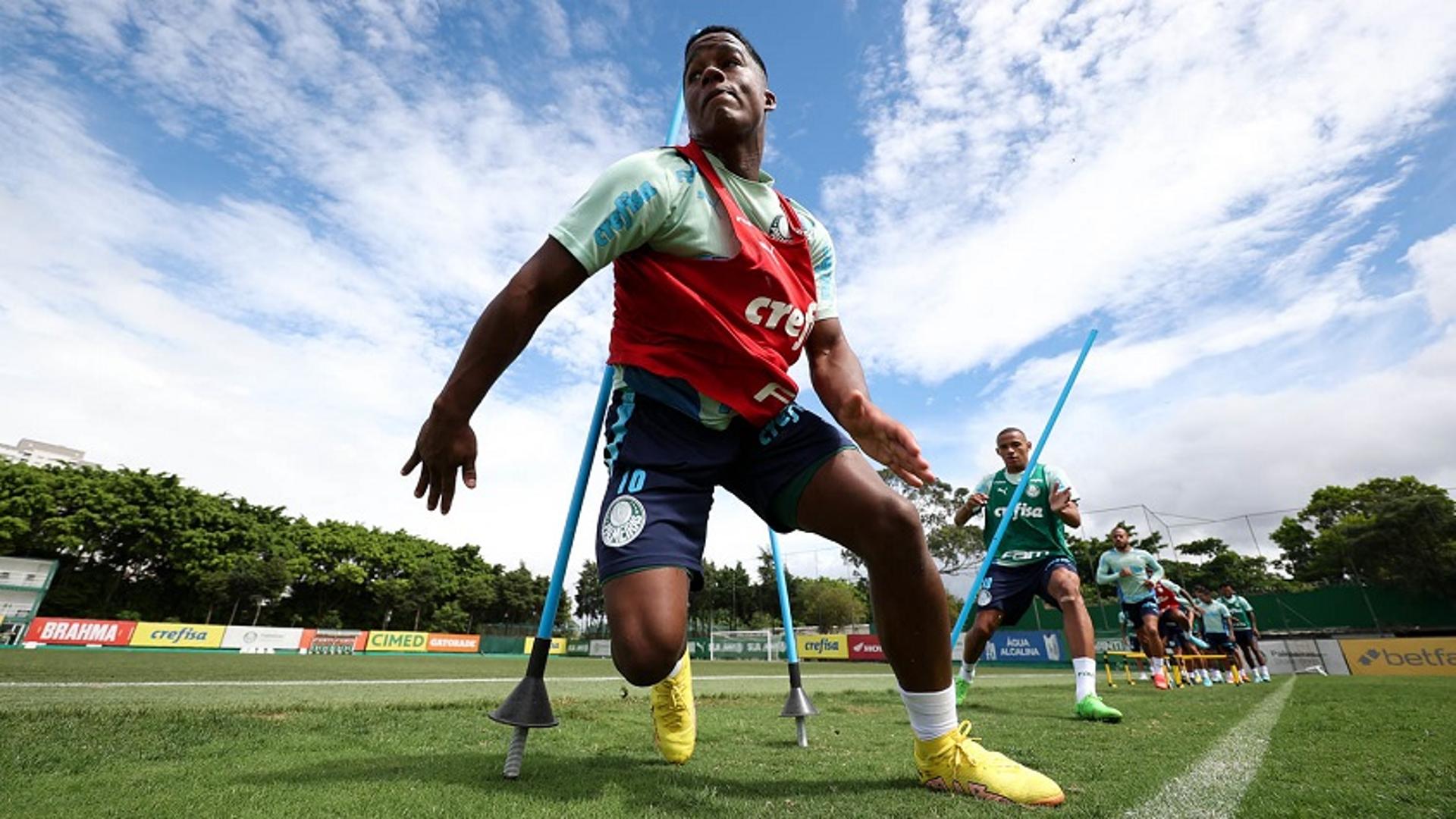 Endrick - Treino Palmeiras