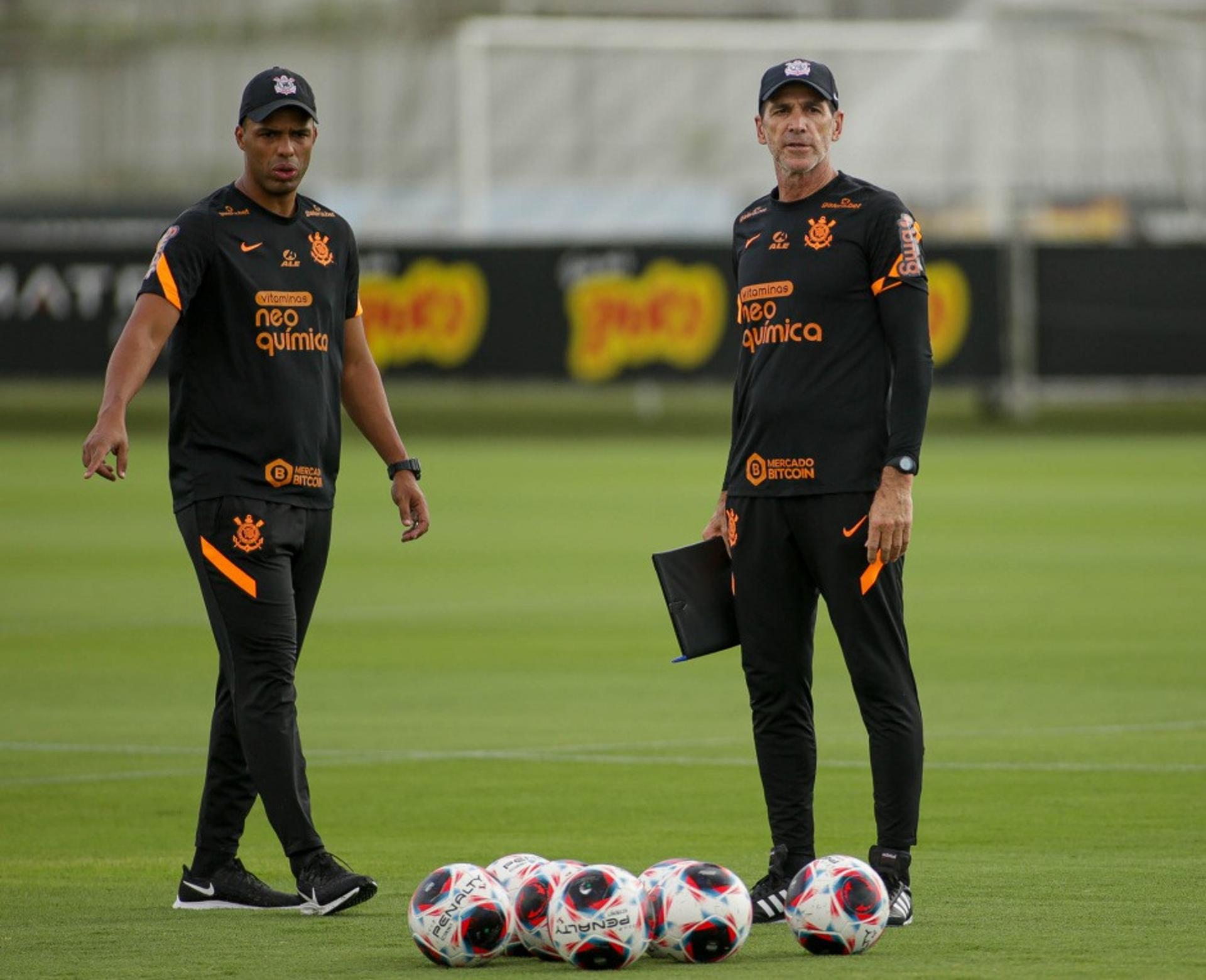 Fernando Lázaro e Luciano Dias - Treino Corinthians