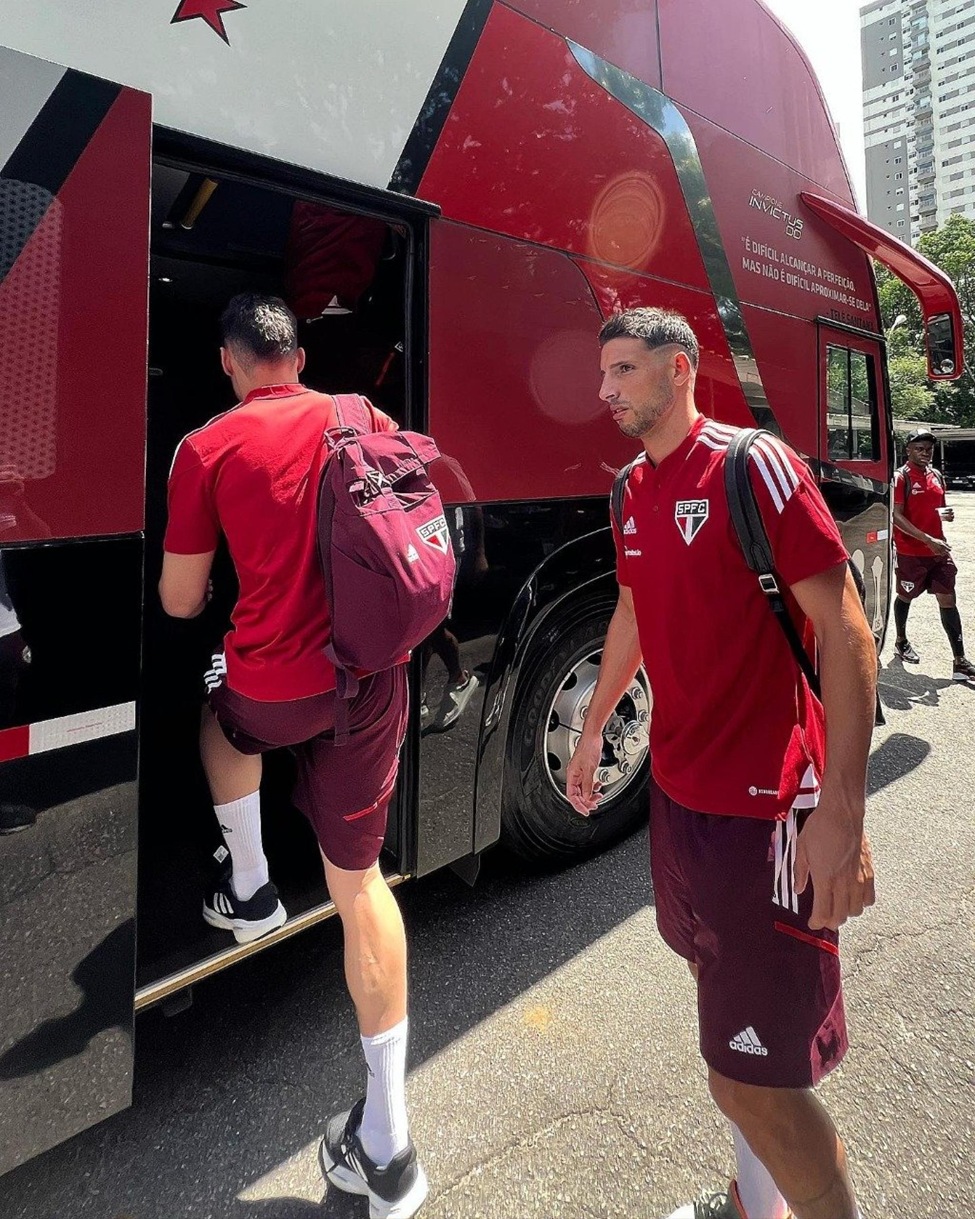 Calleri - Palmeiras x São Paulo