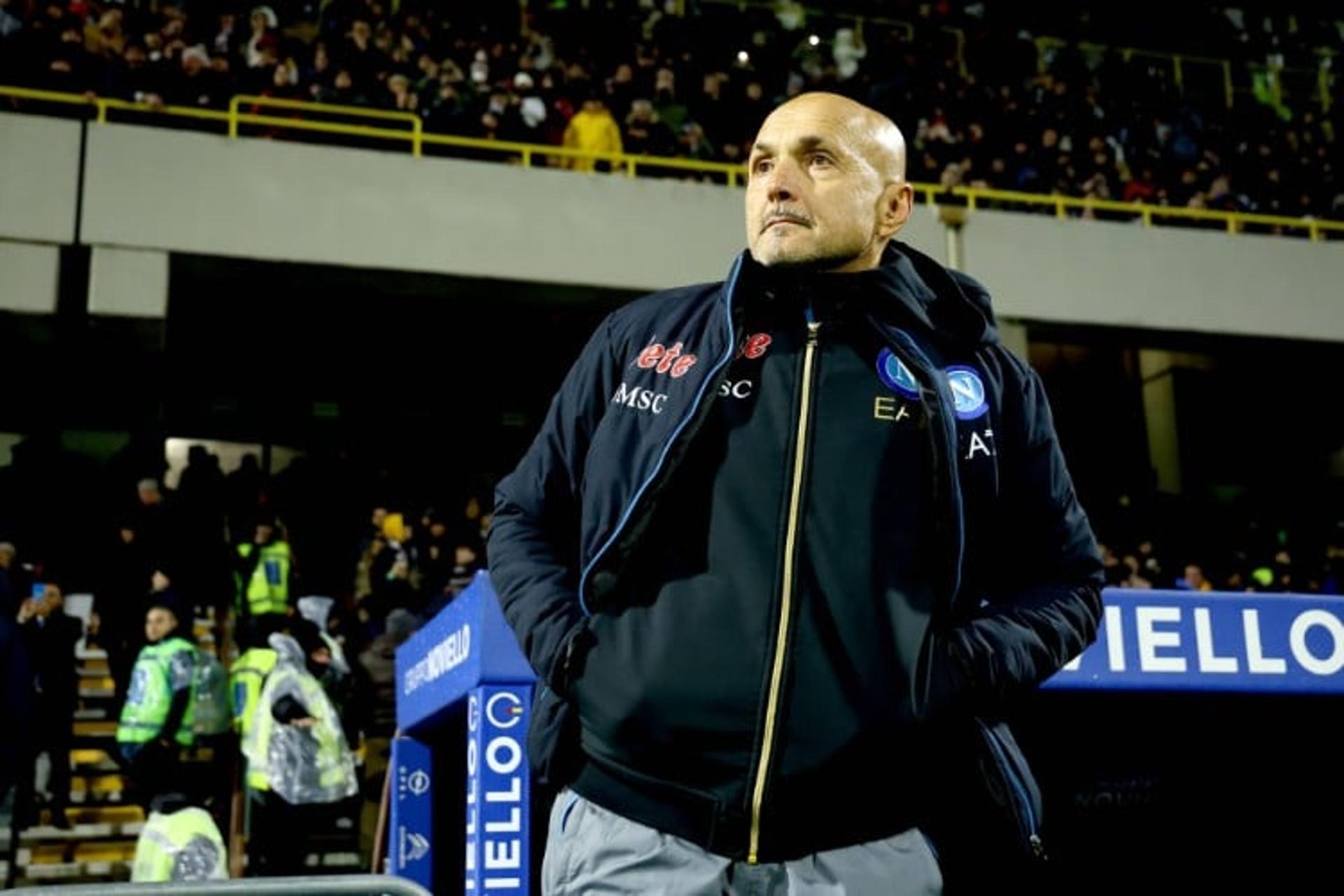 O Napoli, do técnico Luciano Spalletti, busca mais uma vitória sobre a Roma, no clássico, para tentar abrir ainda mais vantagem na liderança do Italiano (Foto: IMAGO / LaPresse)