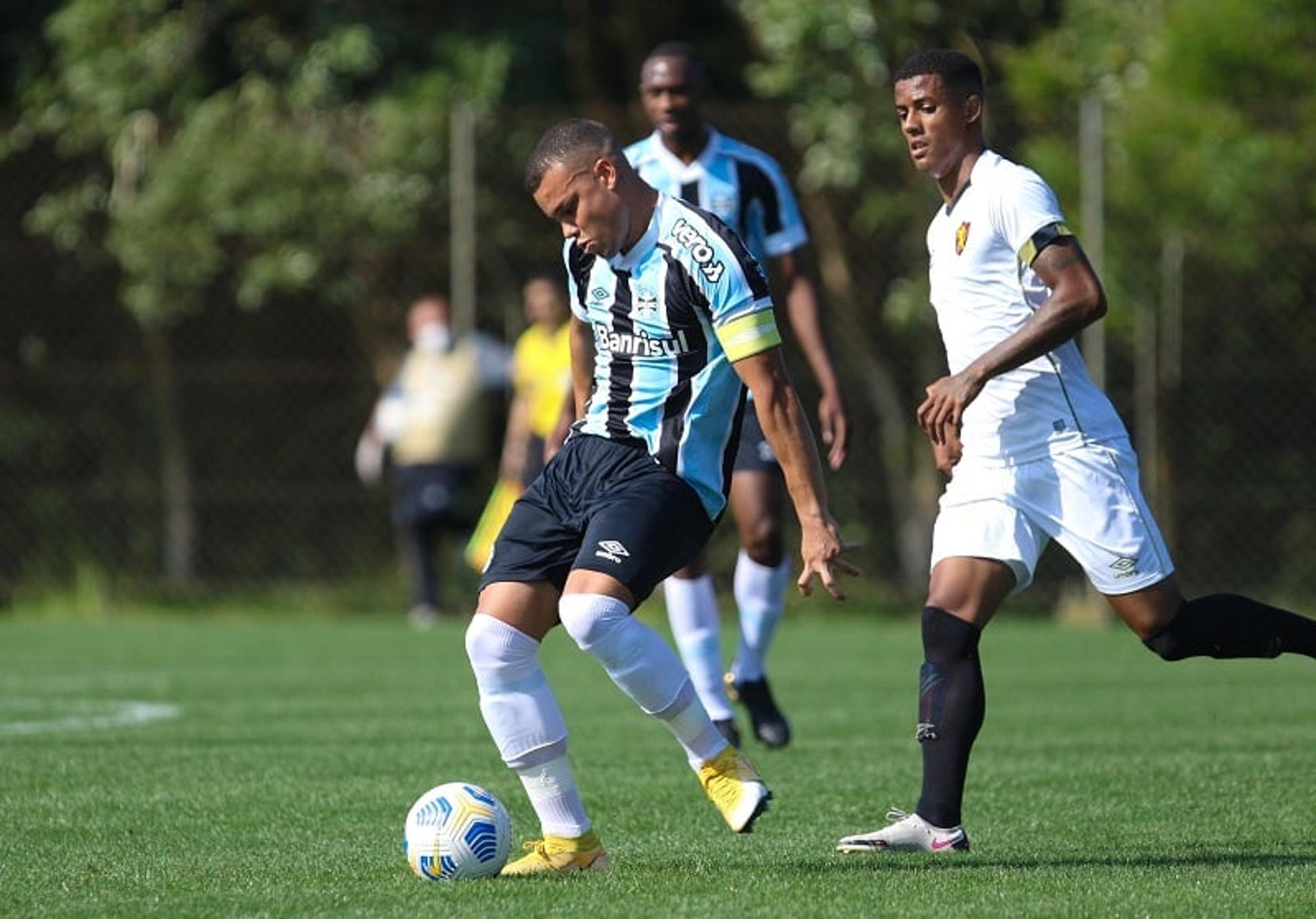 Gustavo Marins nos tempos de Grêmio