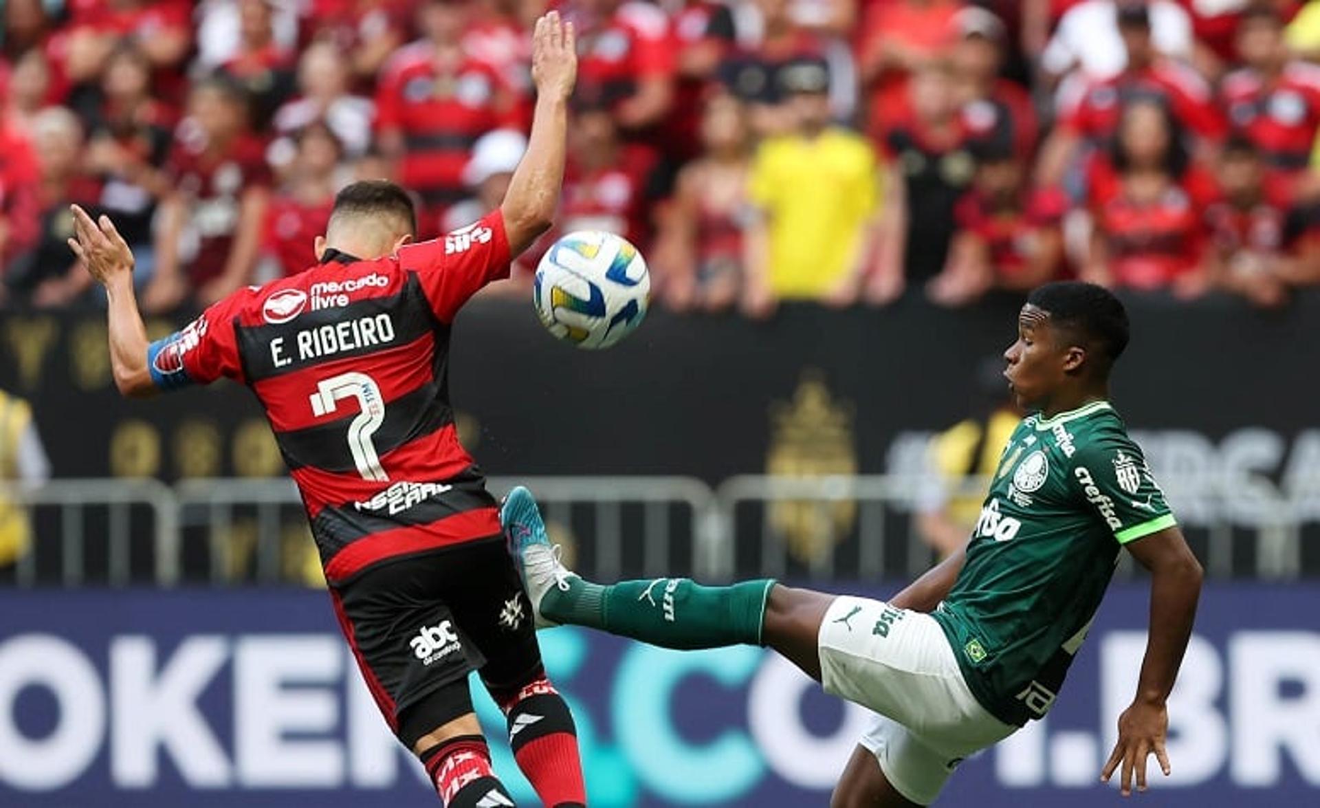 Endrick e Everton Ribeiro - Palmeiras x Flamengo - Supercopa