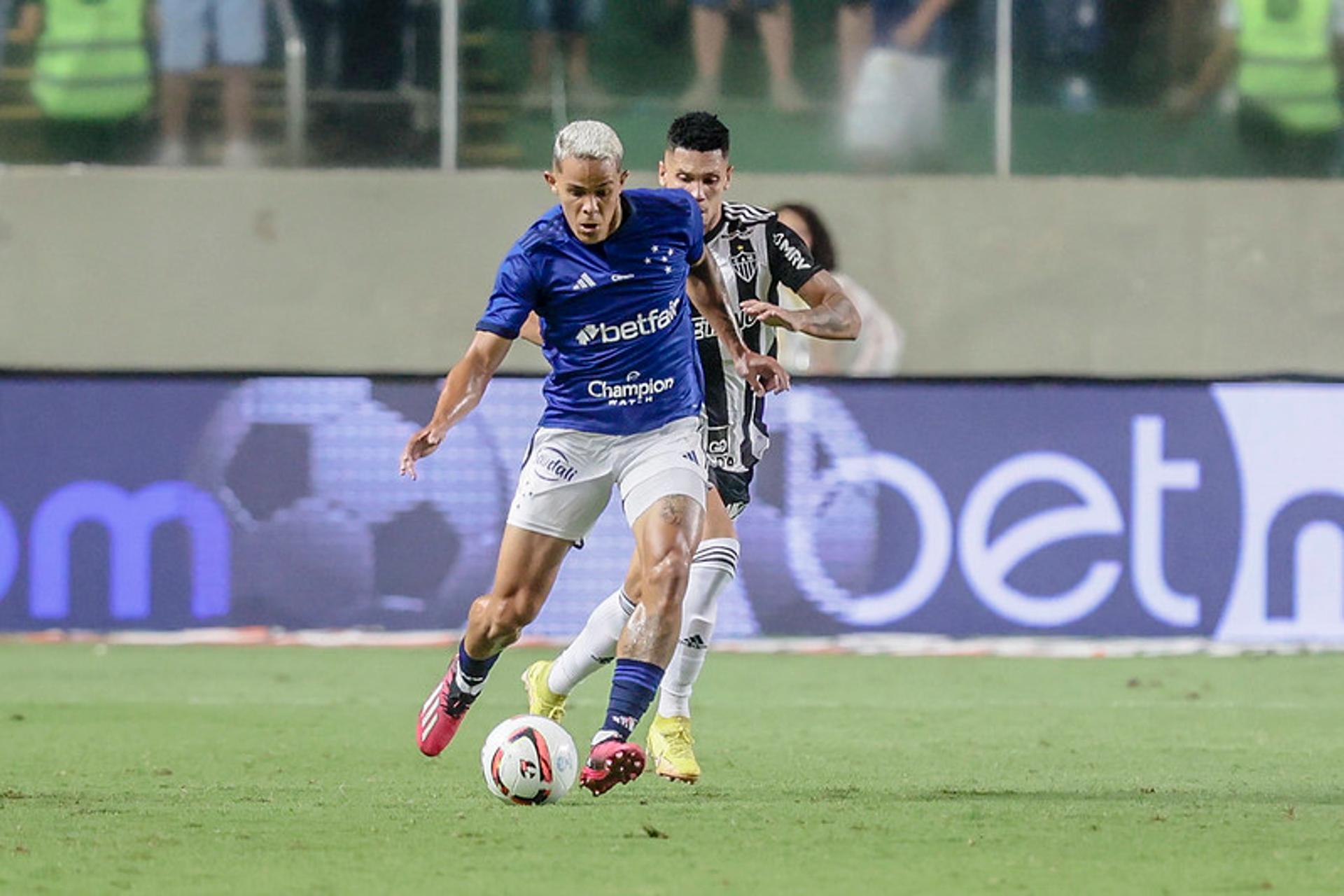 Wallisson - Cruzeiro x Atlético-MG